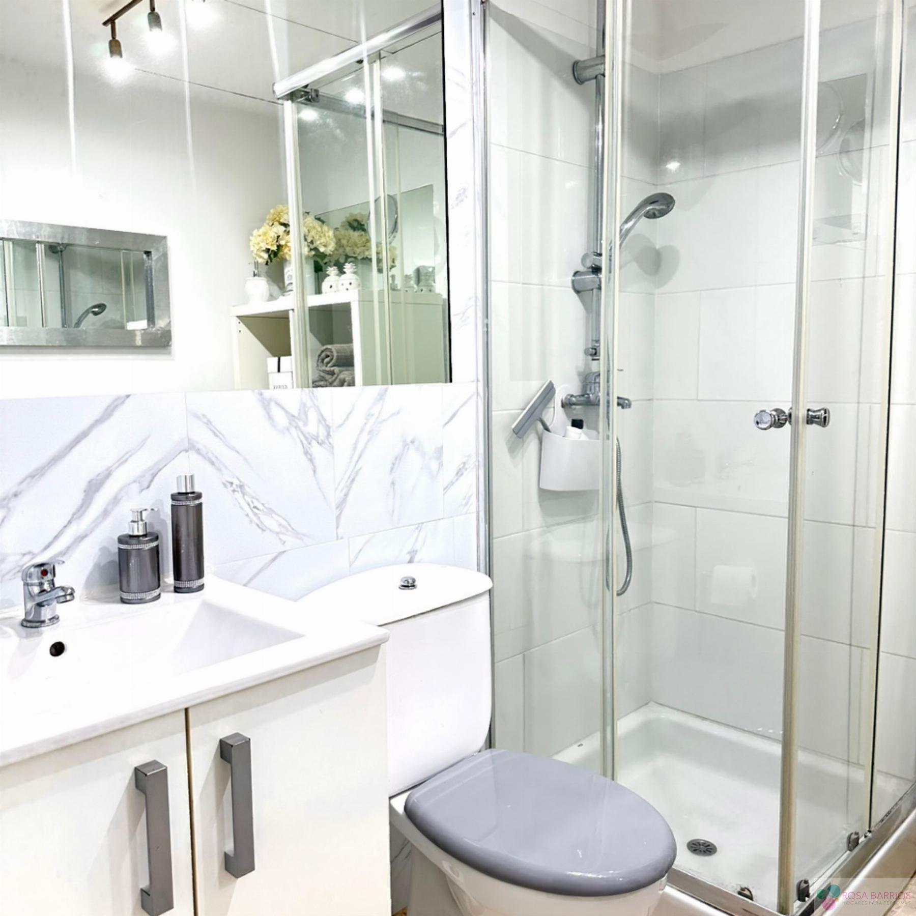 For sale of flat in San Pedro de Alcántara