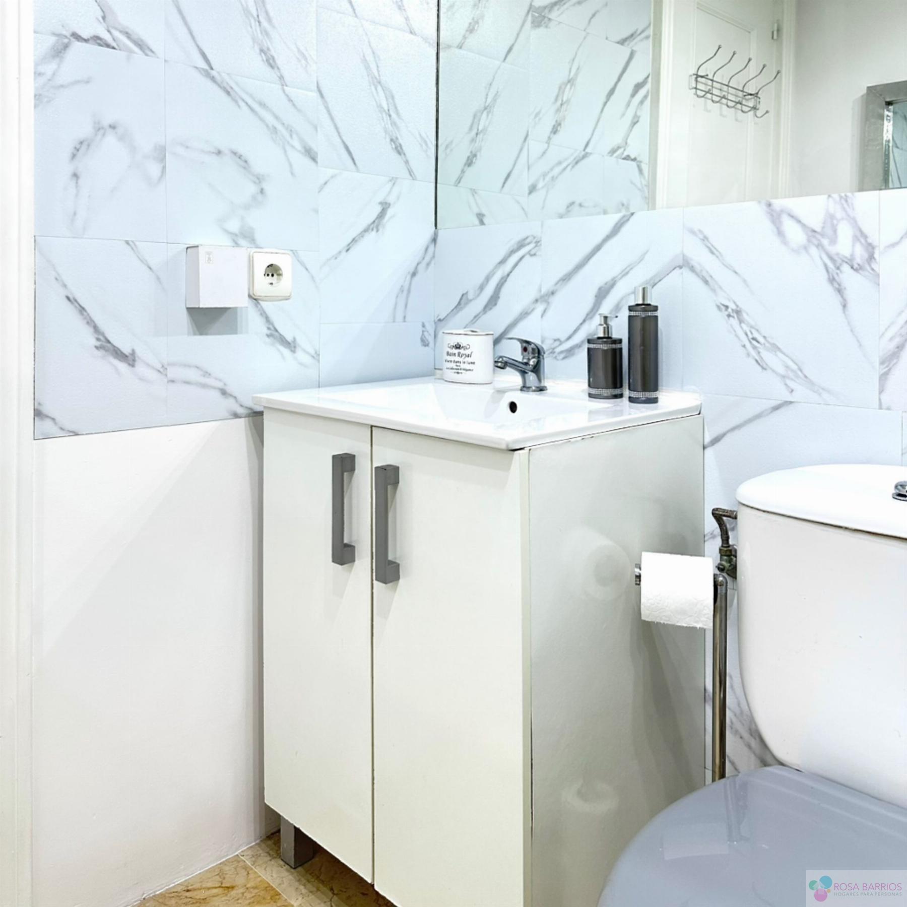 For sale of flat in San Pedro de Alcántara