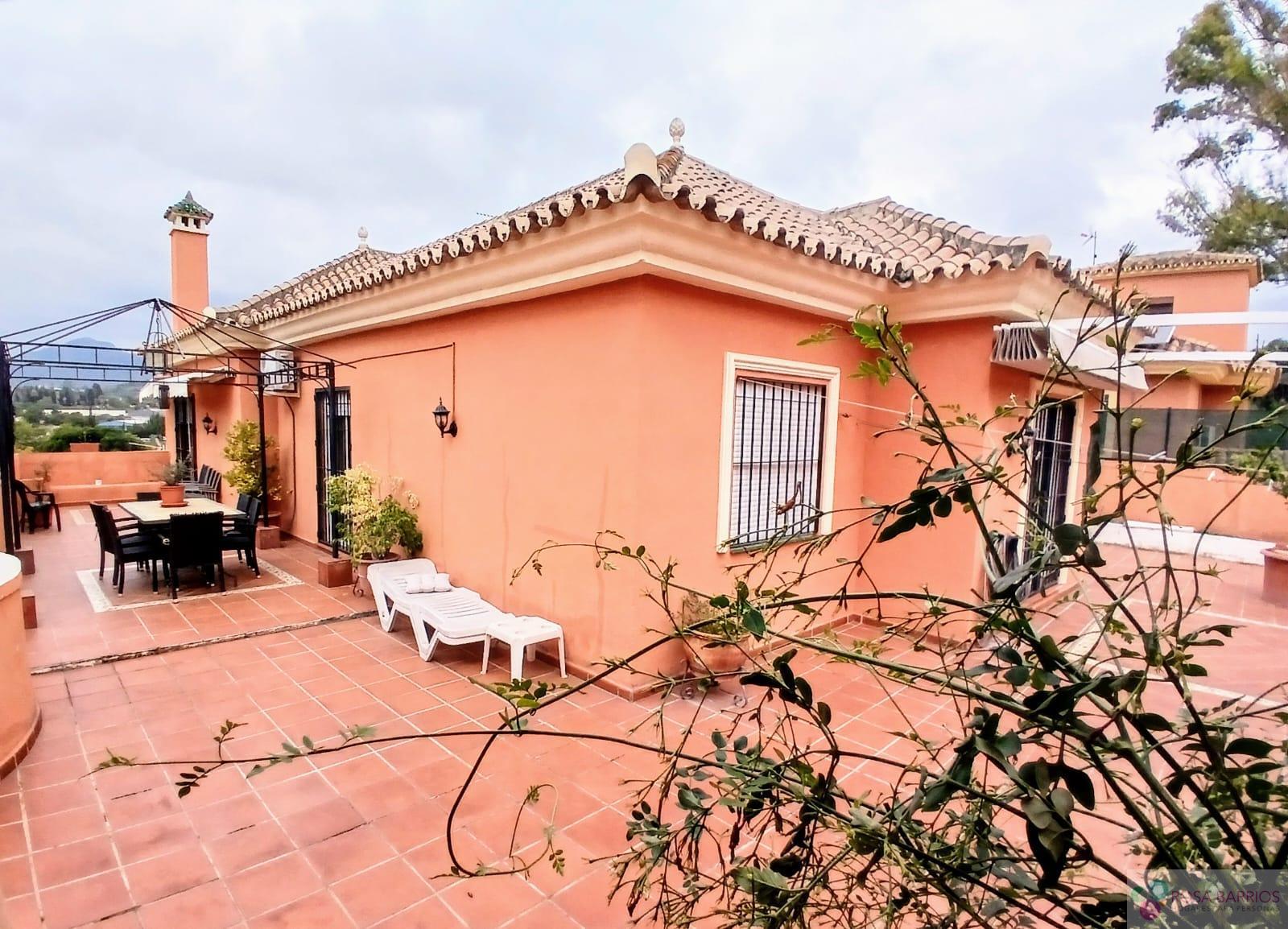 For sale of chalet in San Pedro de Alcántara
