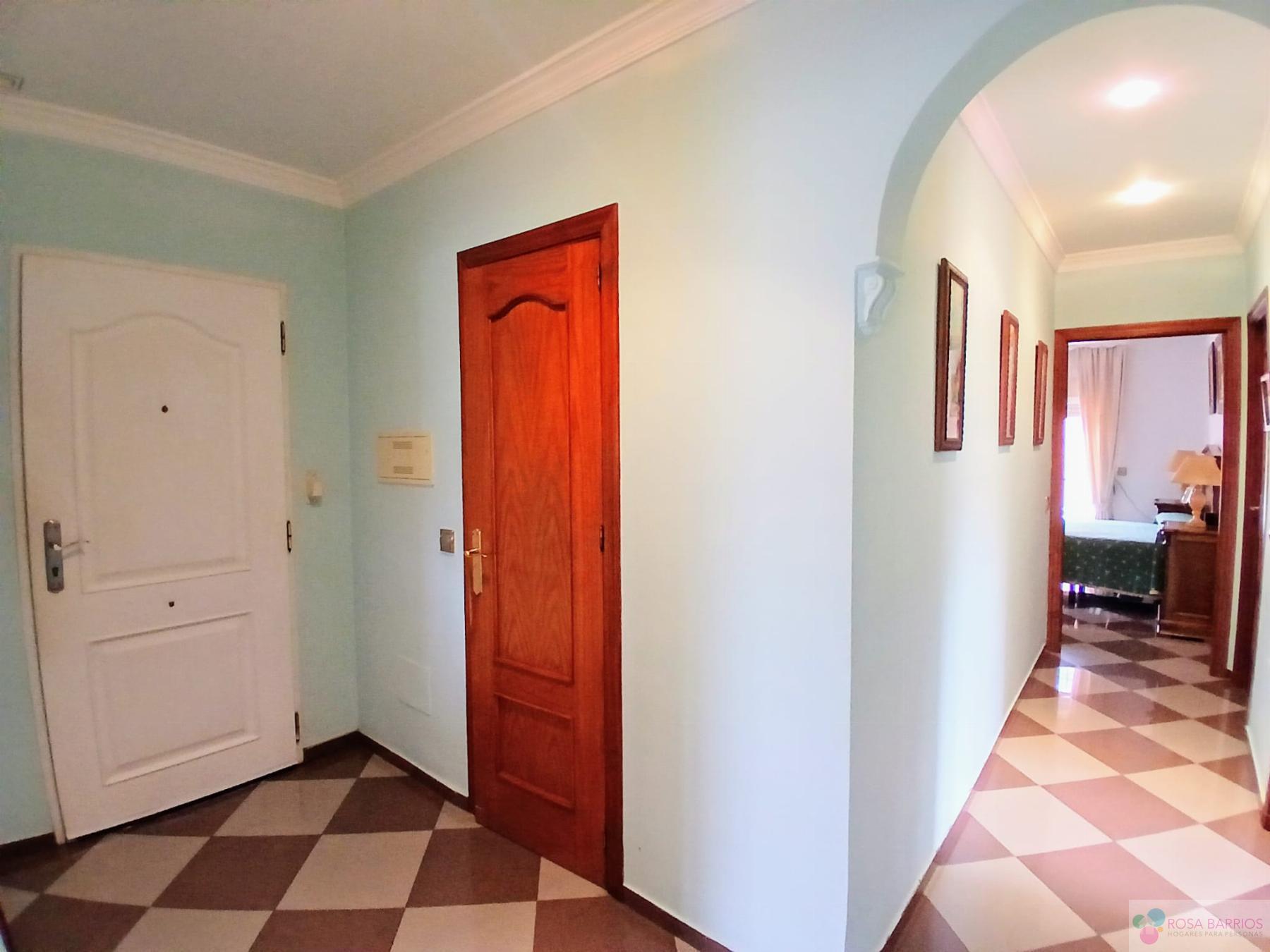 For sale of chalet in San Pedro de Alcántara