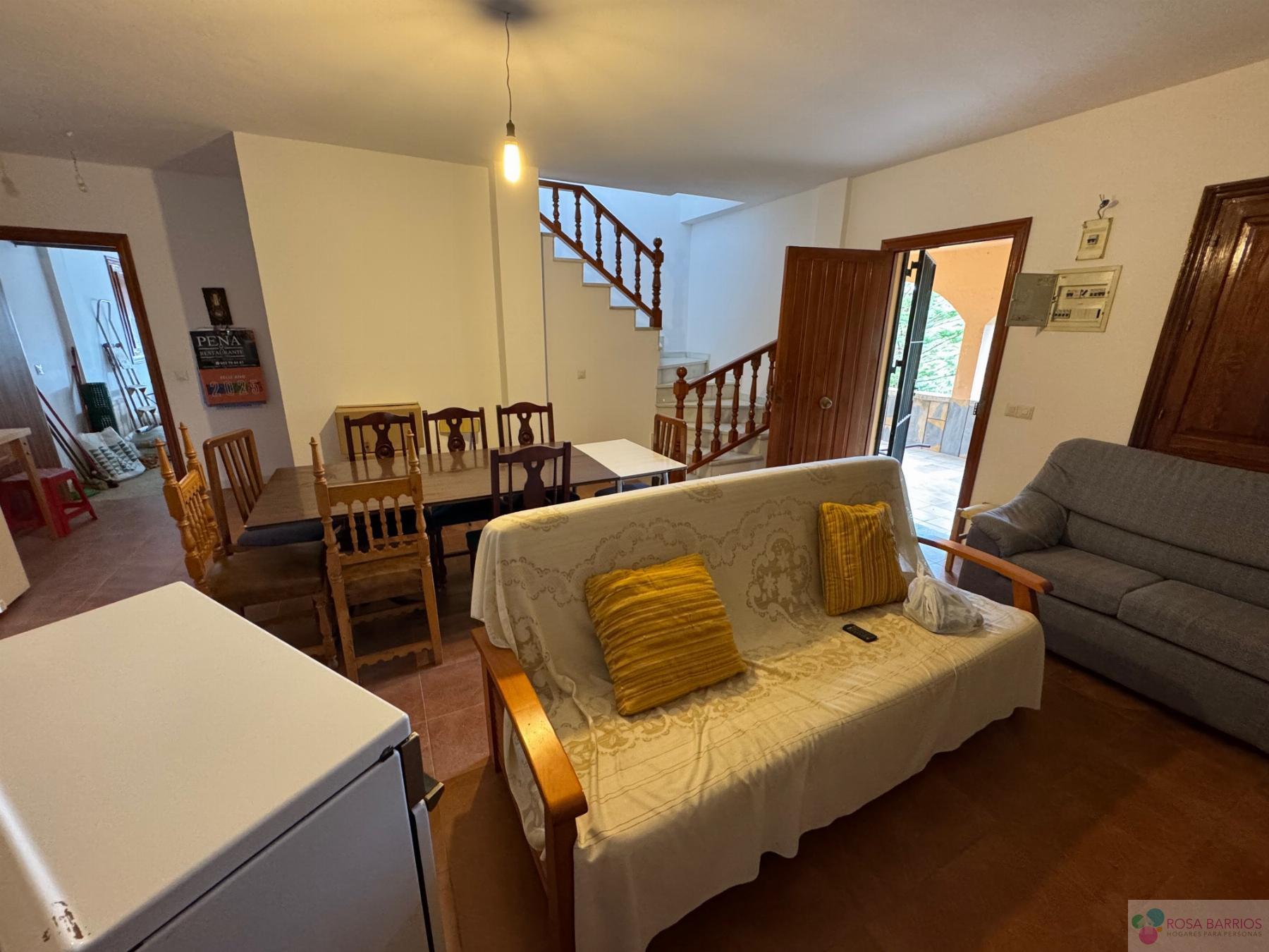 For sale of chalet in Estepona