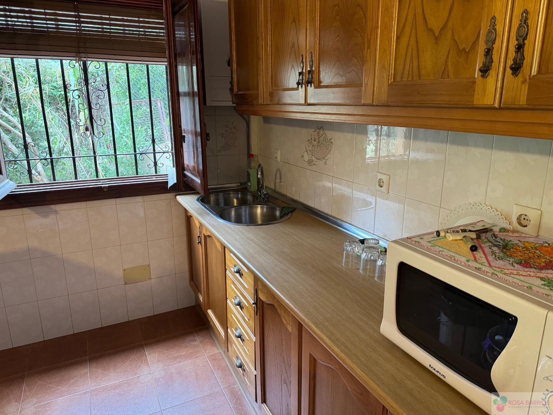 For sale of chalet in Estepona