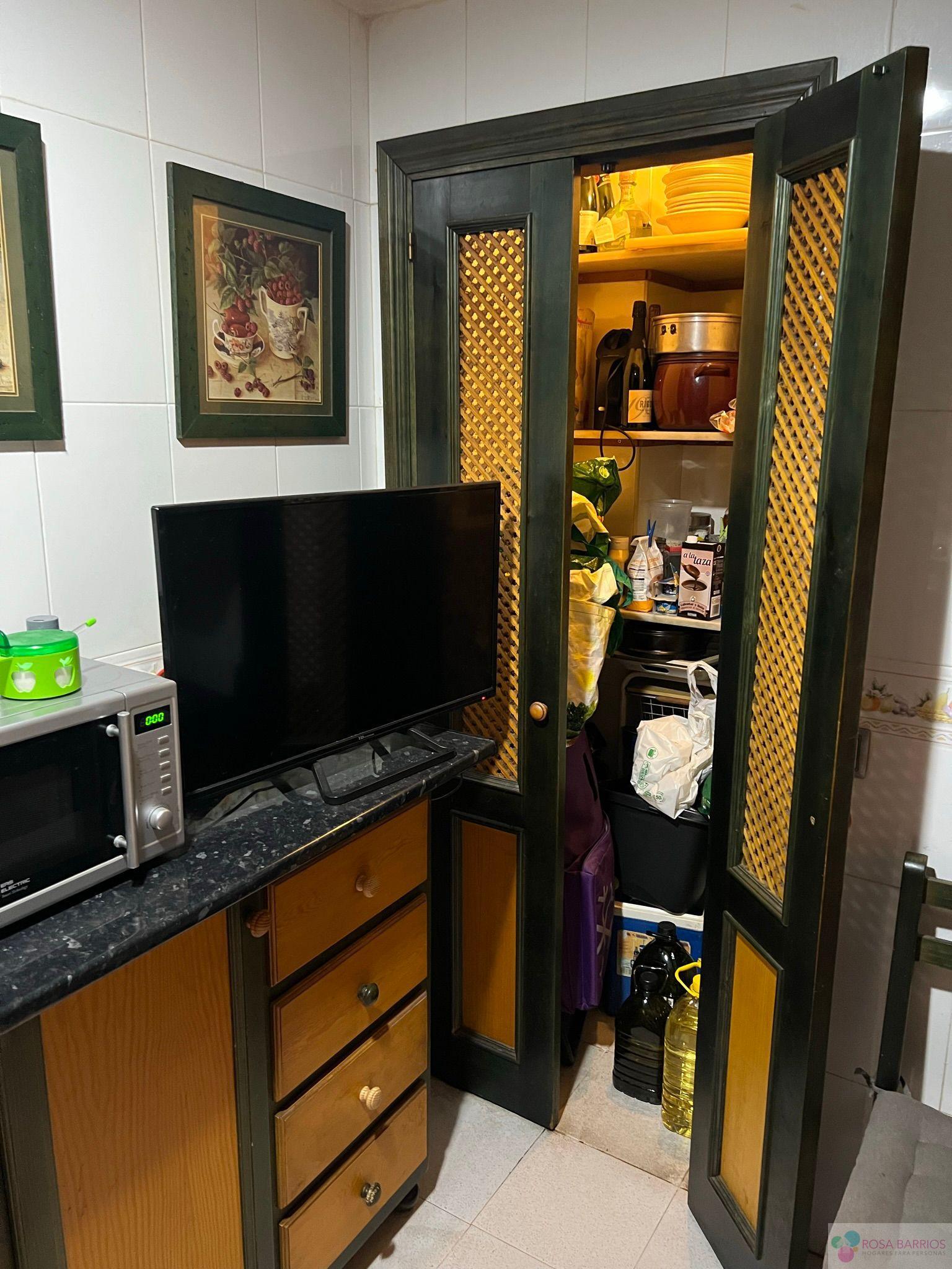 For sale of apartment in Estepona