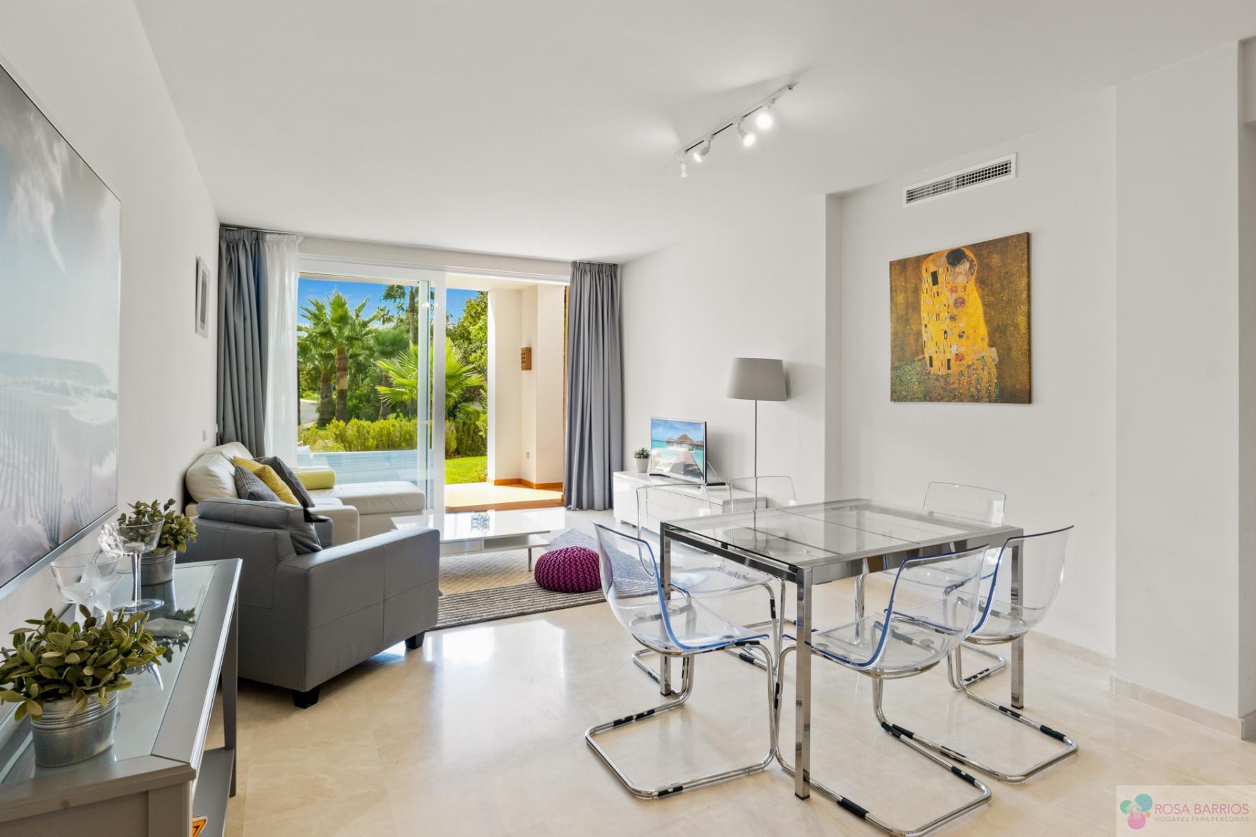 For sale of flat in Casares