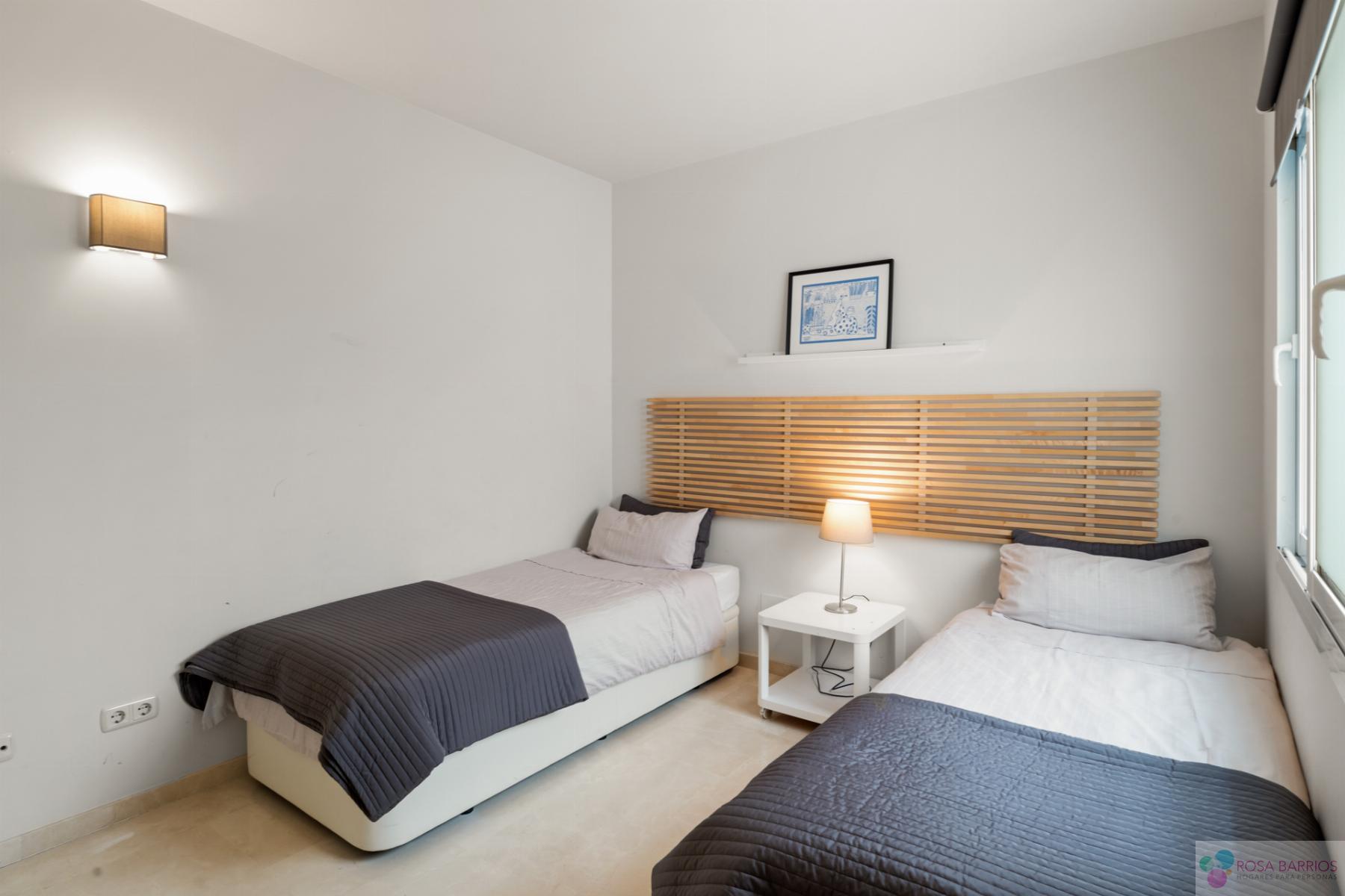 For sale of flat in Casares