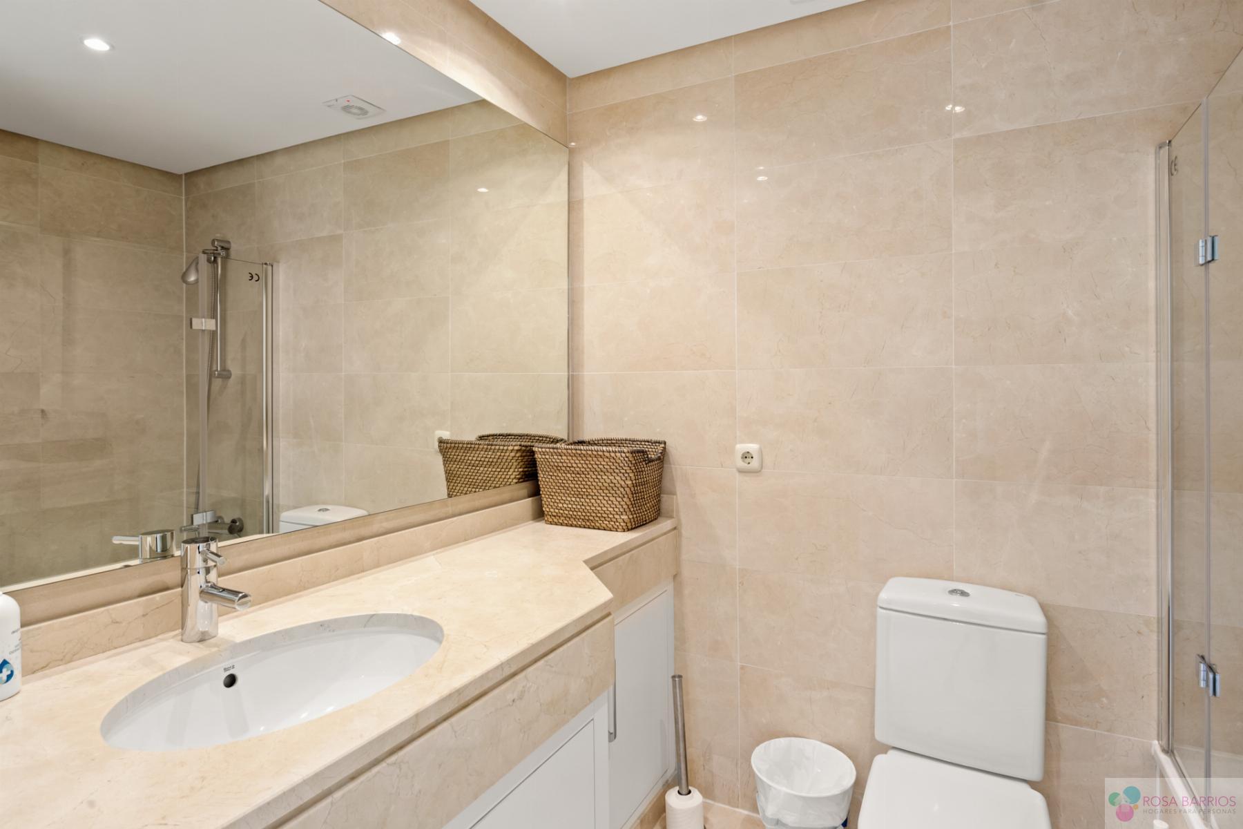 For sale of flat in Casares