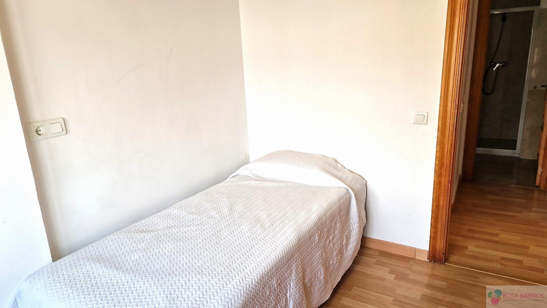 Venta de piso en Estepona