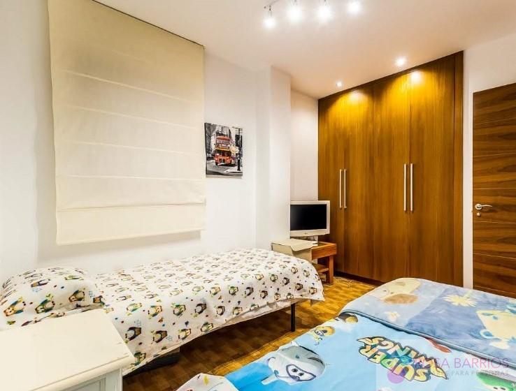 For sale of flat in Estepona