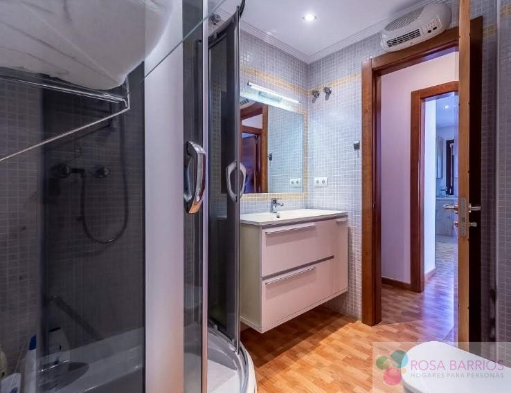 For sale of flat in Estepona