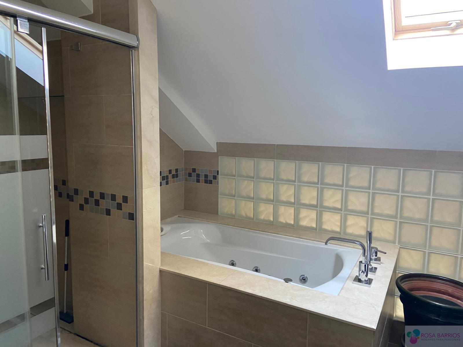 Zu verkaufen von wohnung in
 Estepona
