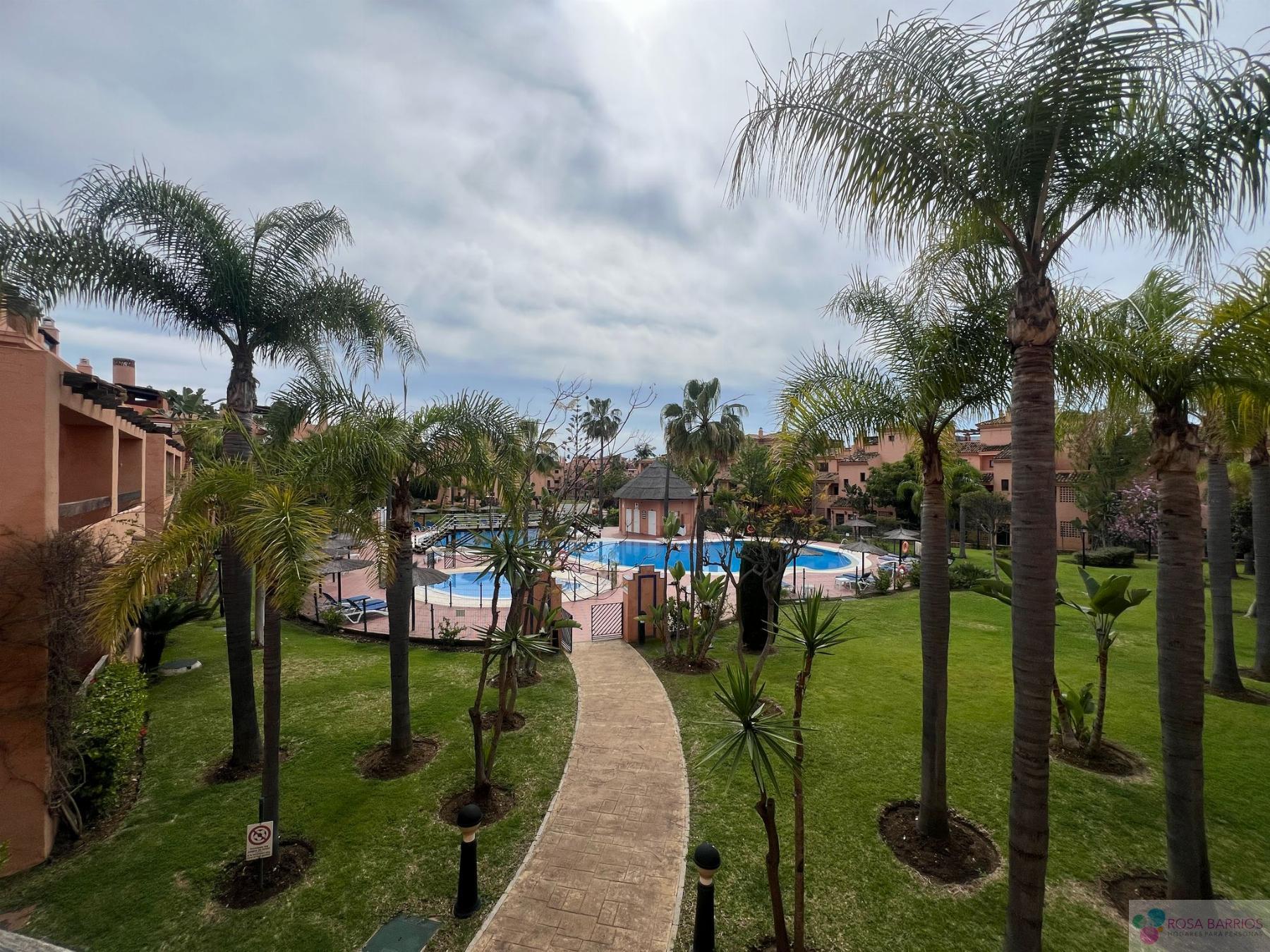 For sale of flat in Estepona