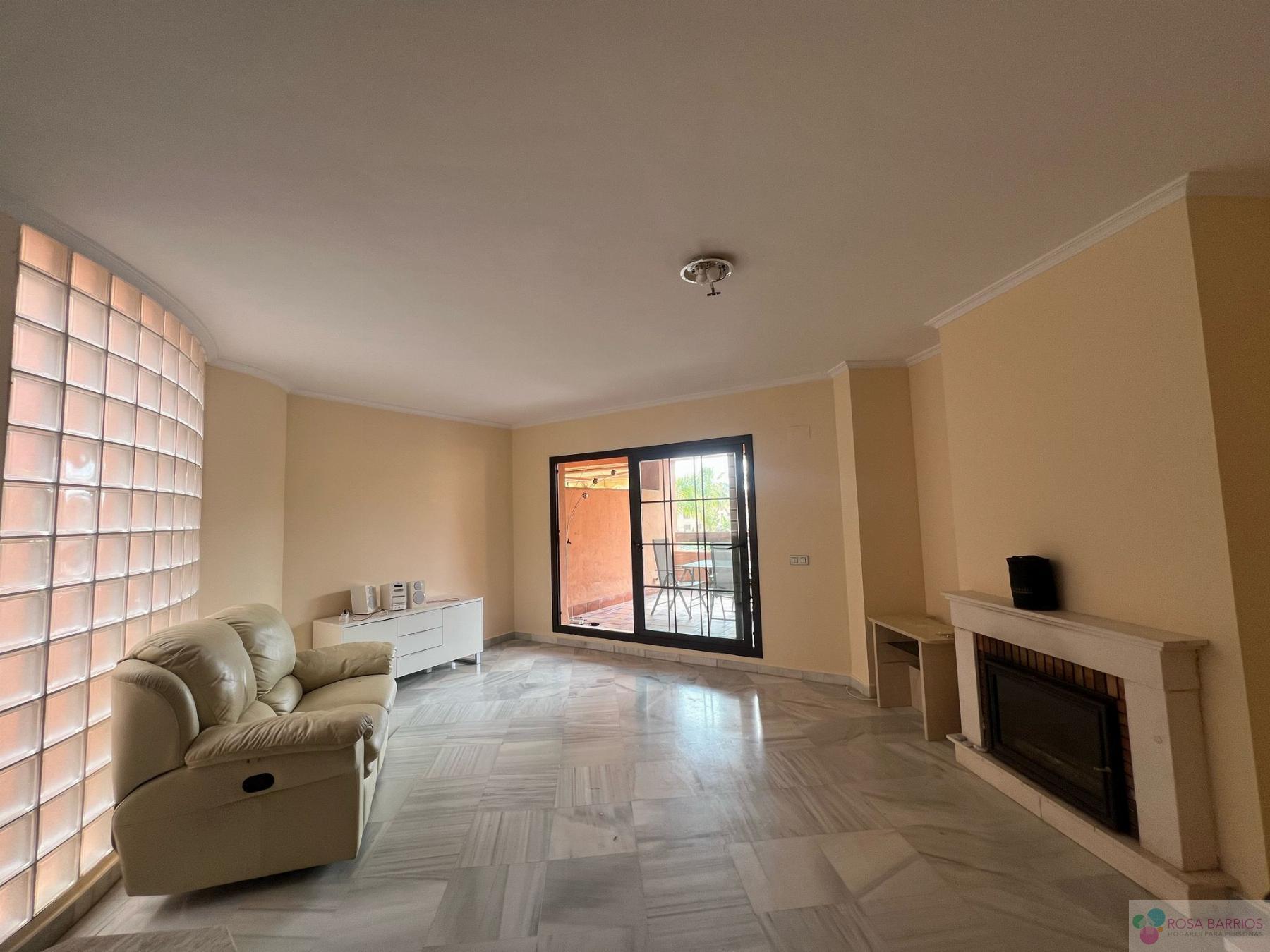 For sale of flat in Estepona