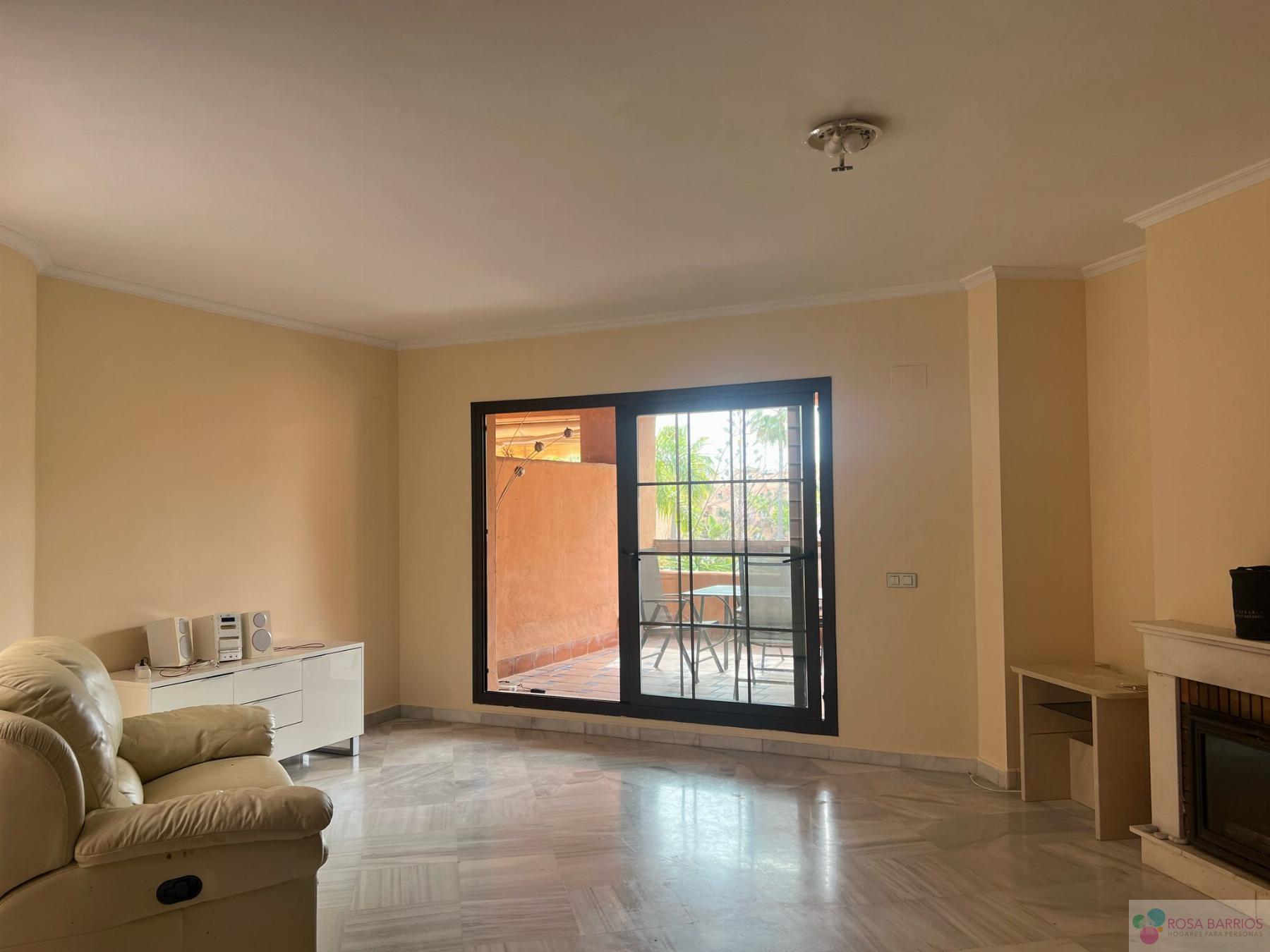 For sale of flat in Estepona