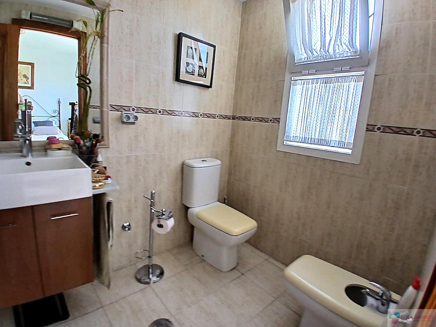 For sale of duplex in Estepona