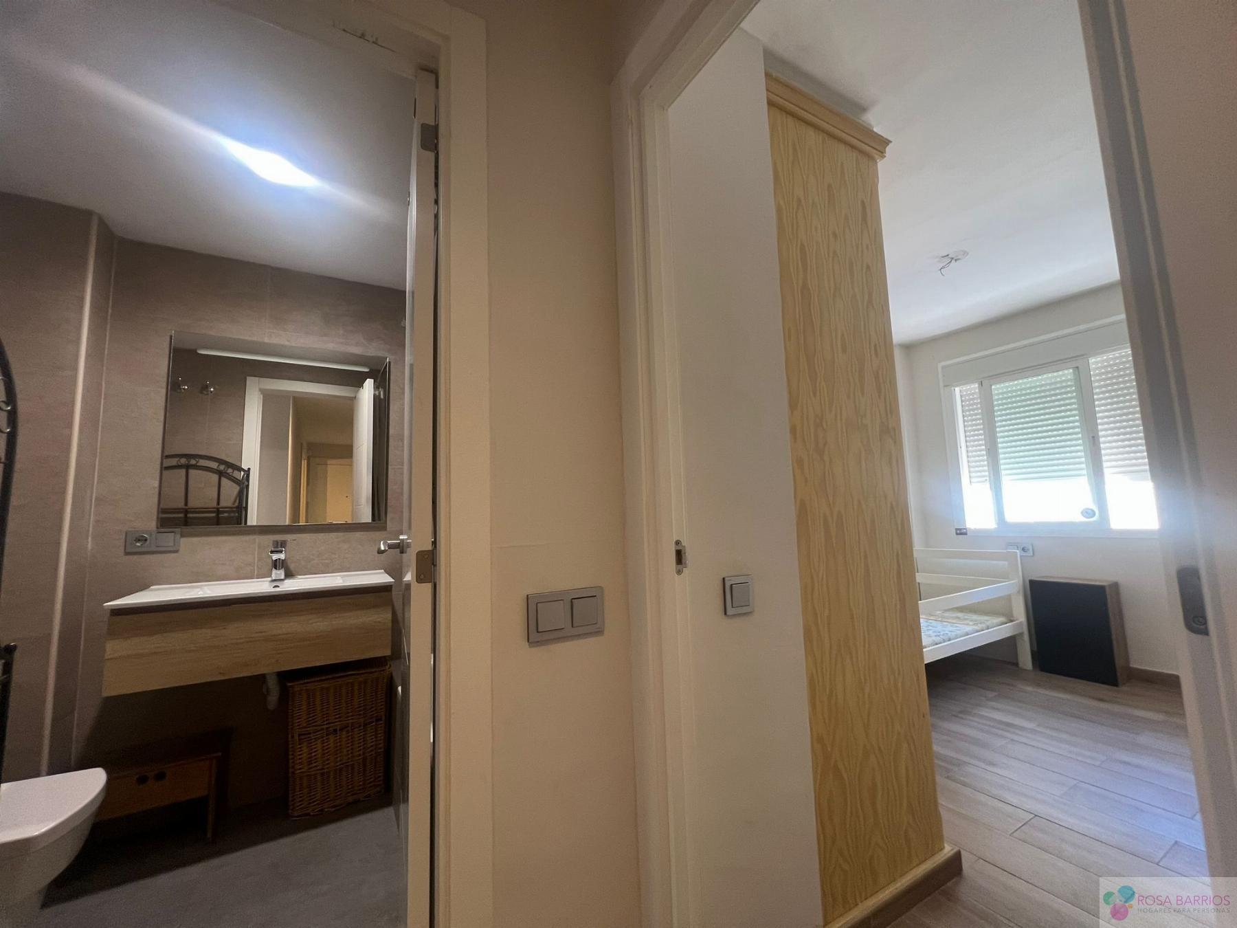 For sale of flat in San Pedro de Alcántara
