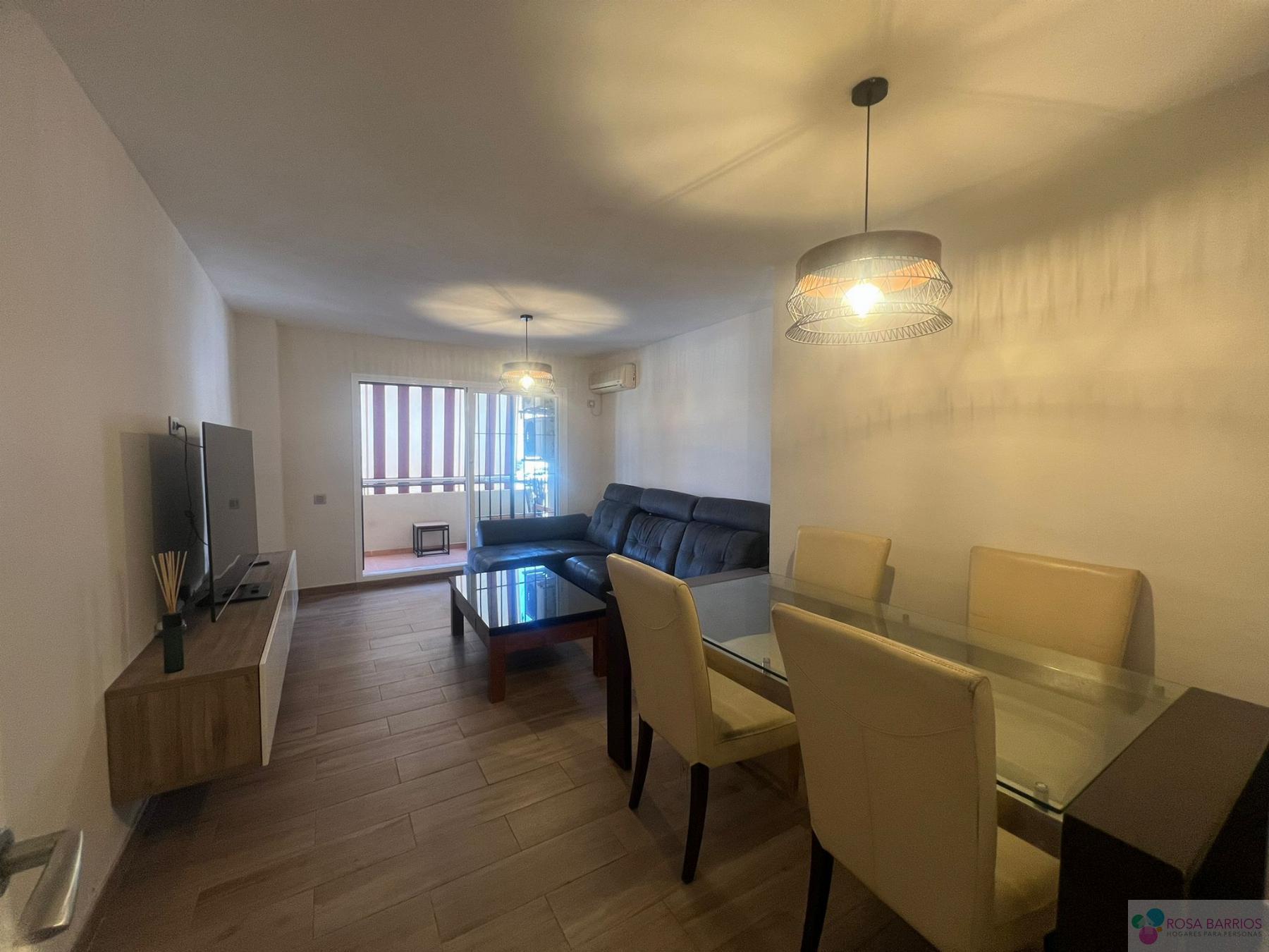 For sale of flat in San Pedro de Alcántara