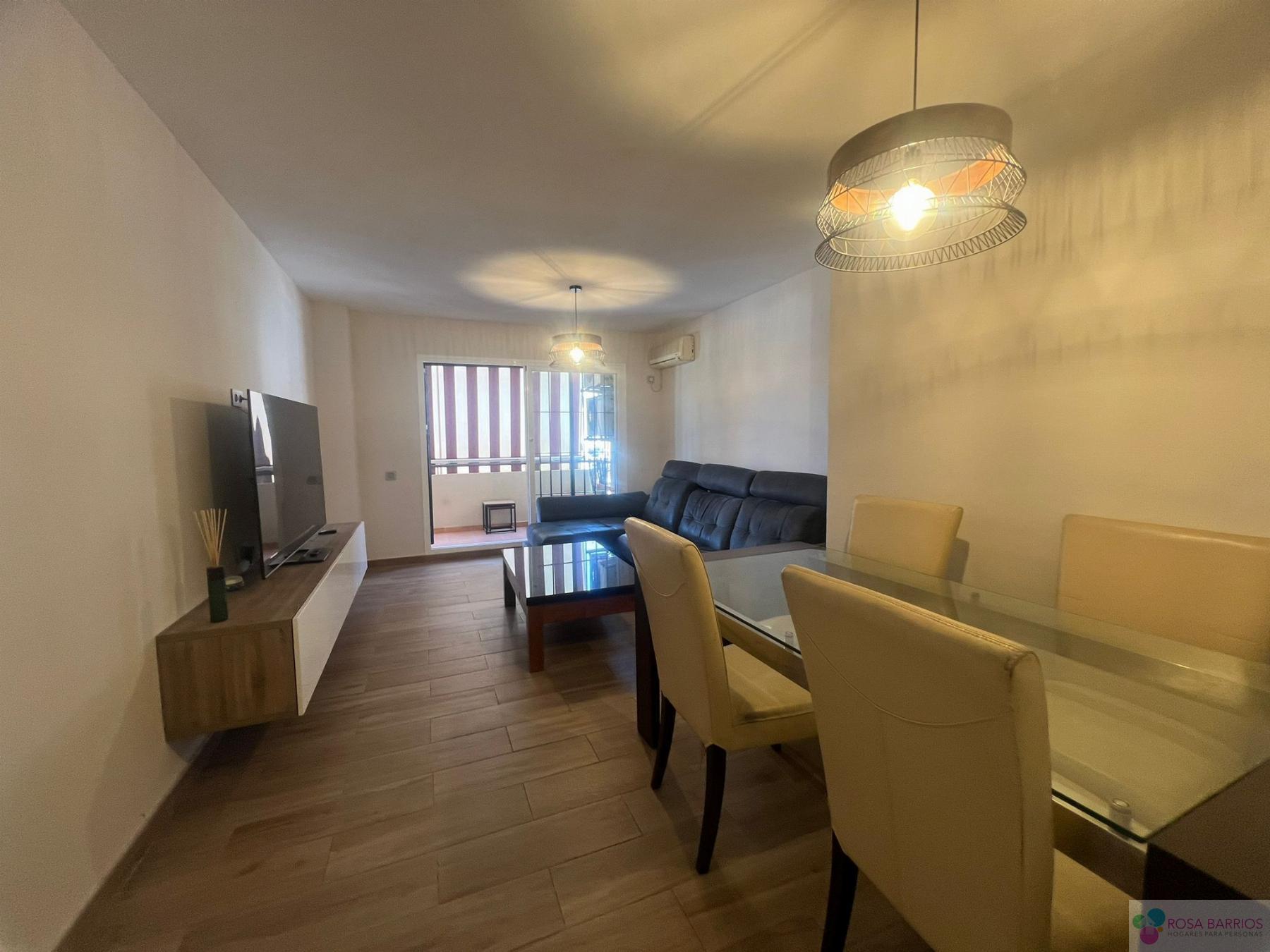 For sale of flat in San Pedro de Alcántara