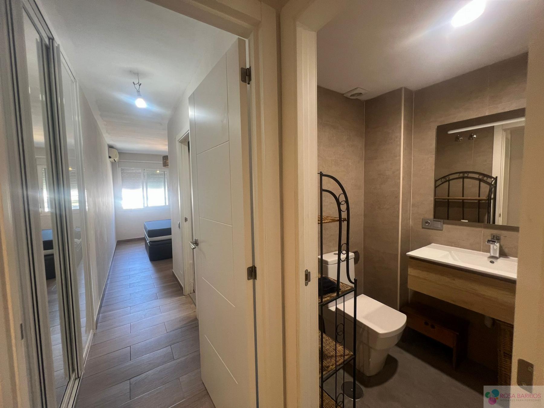 For sale of flat in San Pedro de Alcántara