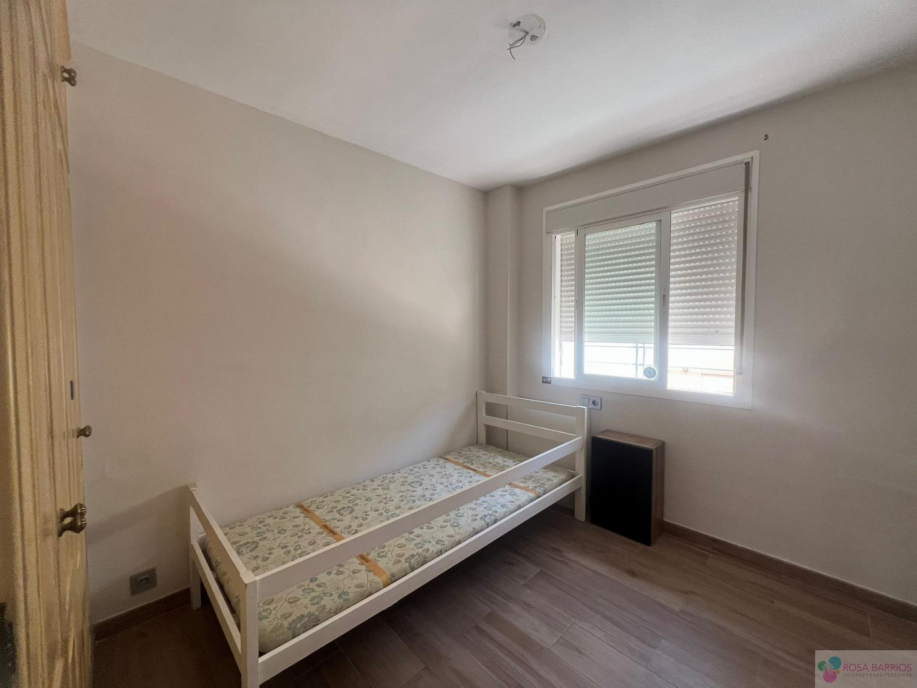 For sale of flat in San Pedro de Alcántara