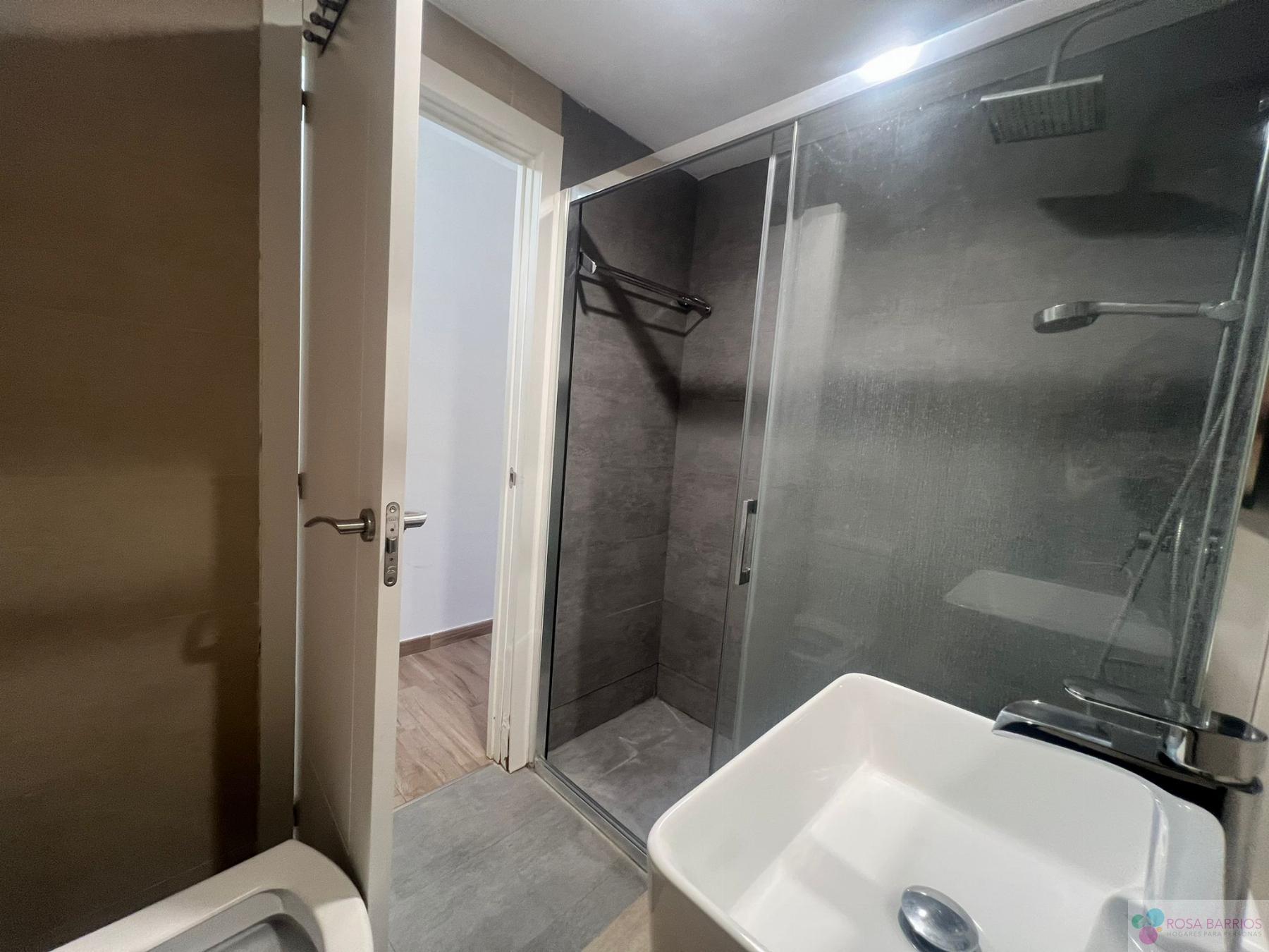 For sale of flat in San Pedro de Alcántara