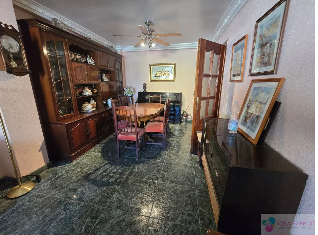Venta de piso en San Pedro de Alcántara