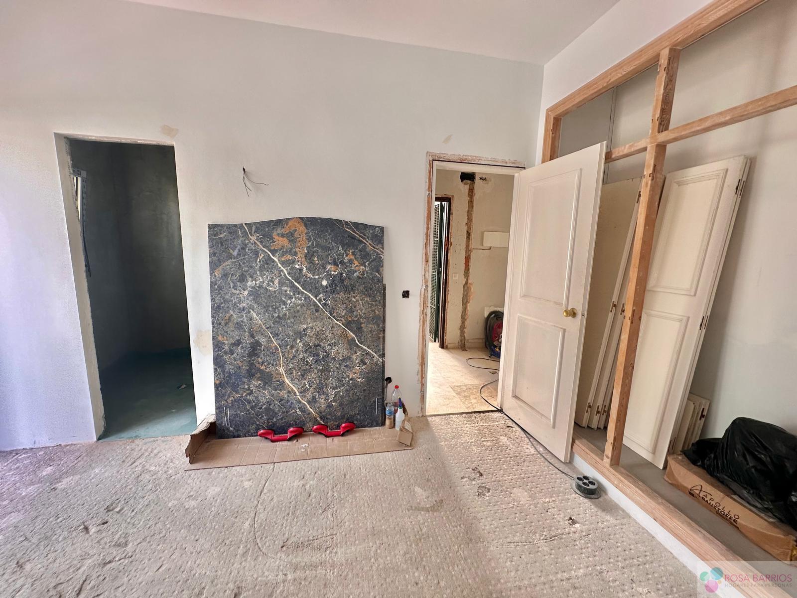 For sale of apartment in Estepona For sale of apartment in Estepona
