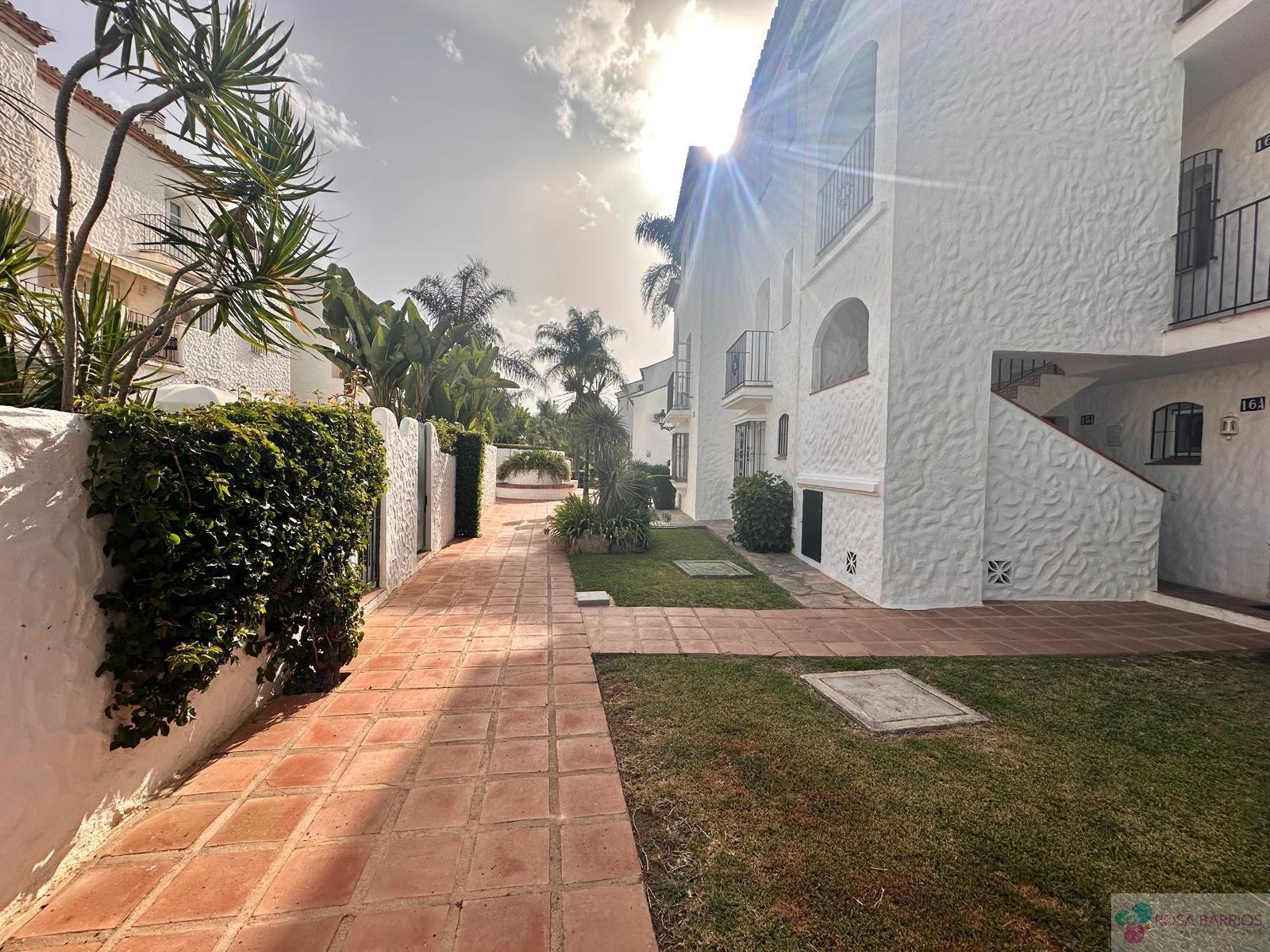For sale of apartment in Estepona For sale of apartment in Estepona