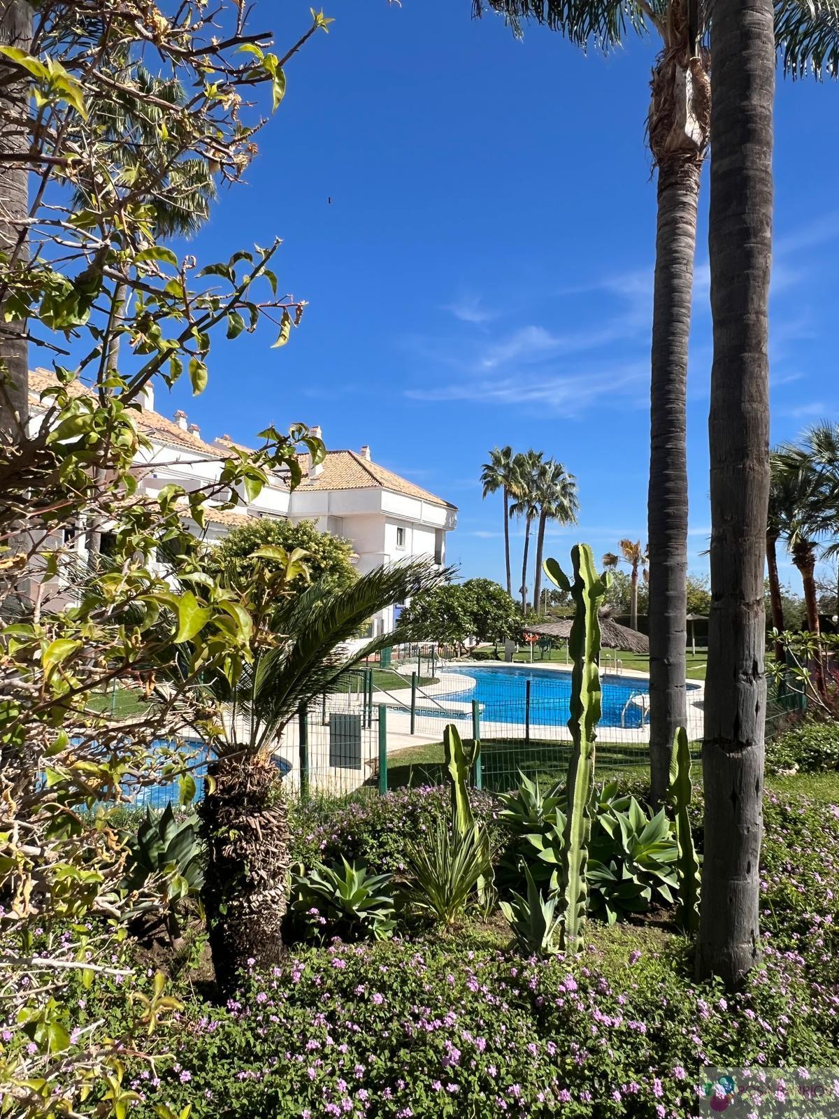 Venta de piso en San Pedro de Alcántara