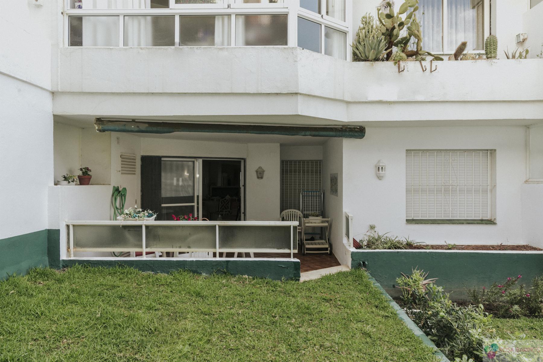 Venta de piso en Estepona