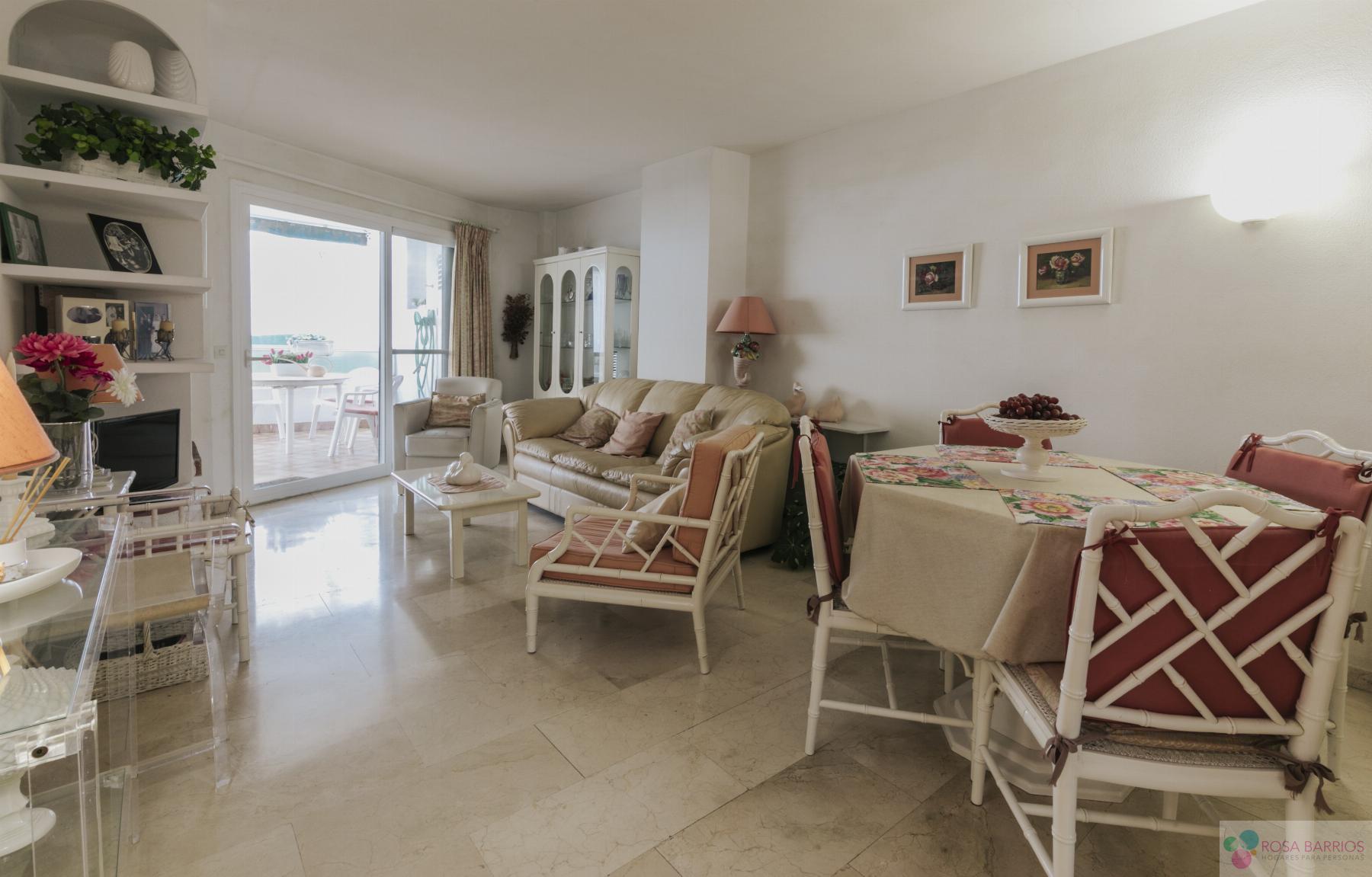 Venta de piso en Estepona