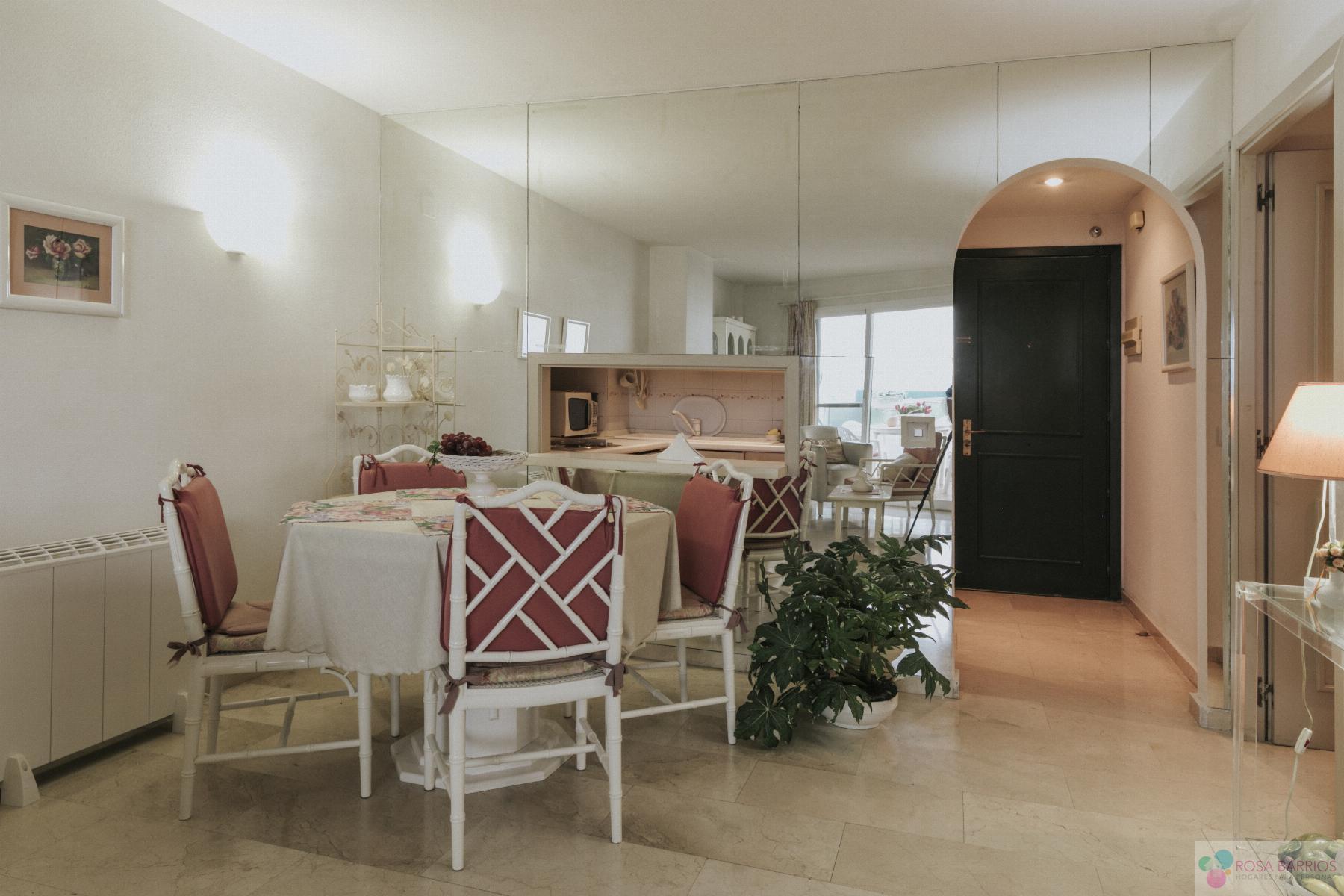 Venta de piso en Estepona