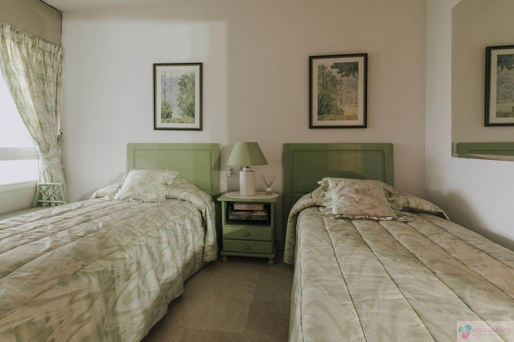 Venta de piso en Estepona