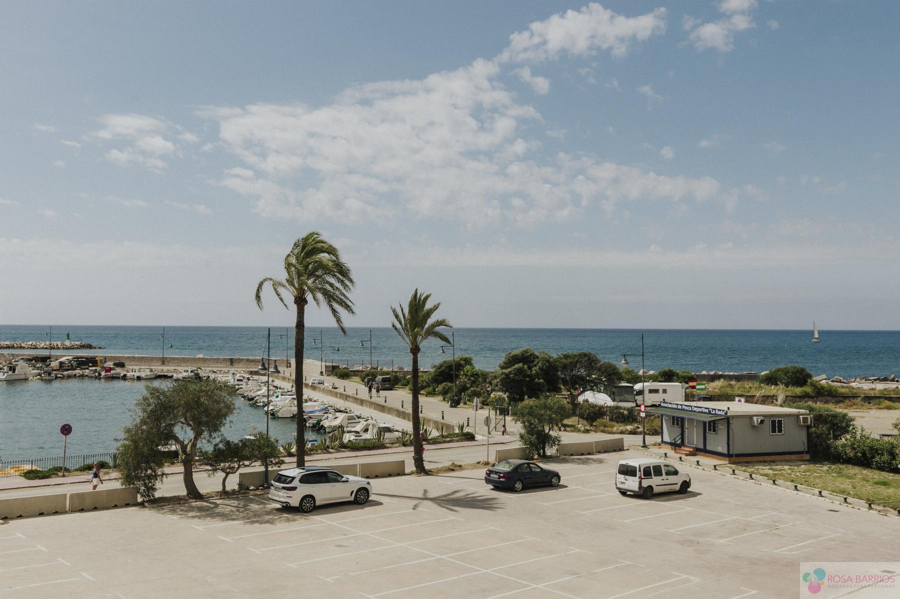Venta de piso en Estepona
