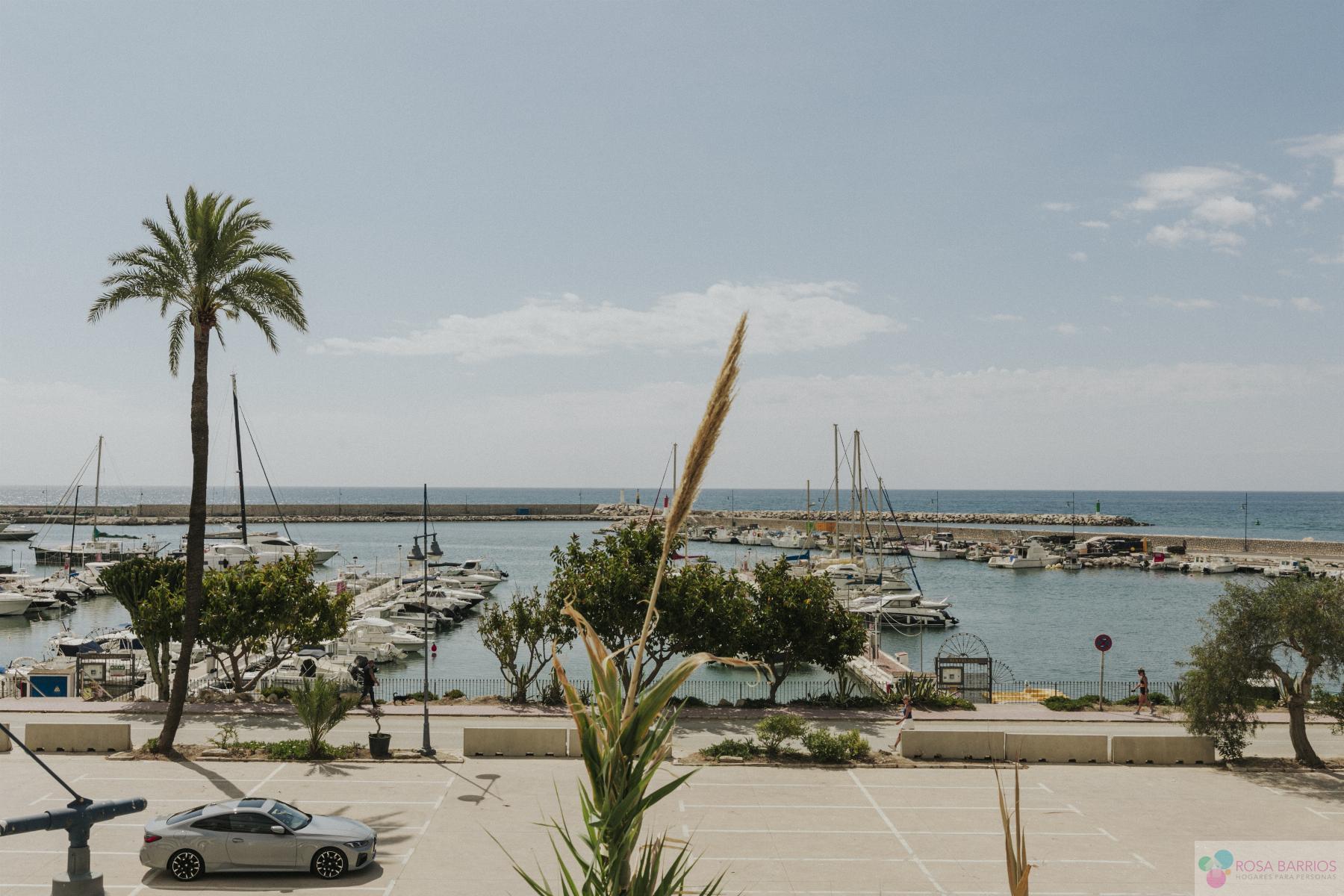 Venta de piso en Estepona