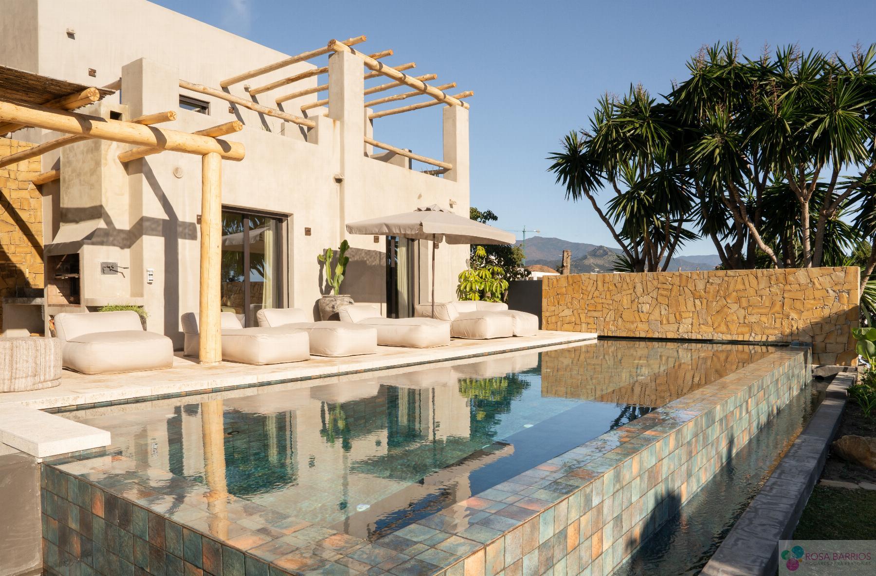 Venta de villa en Estepona