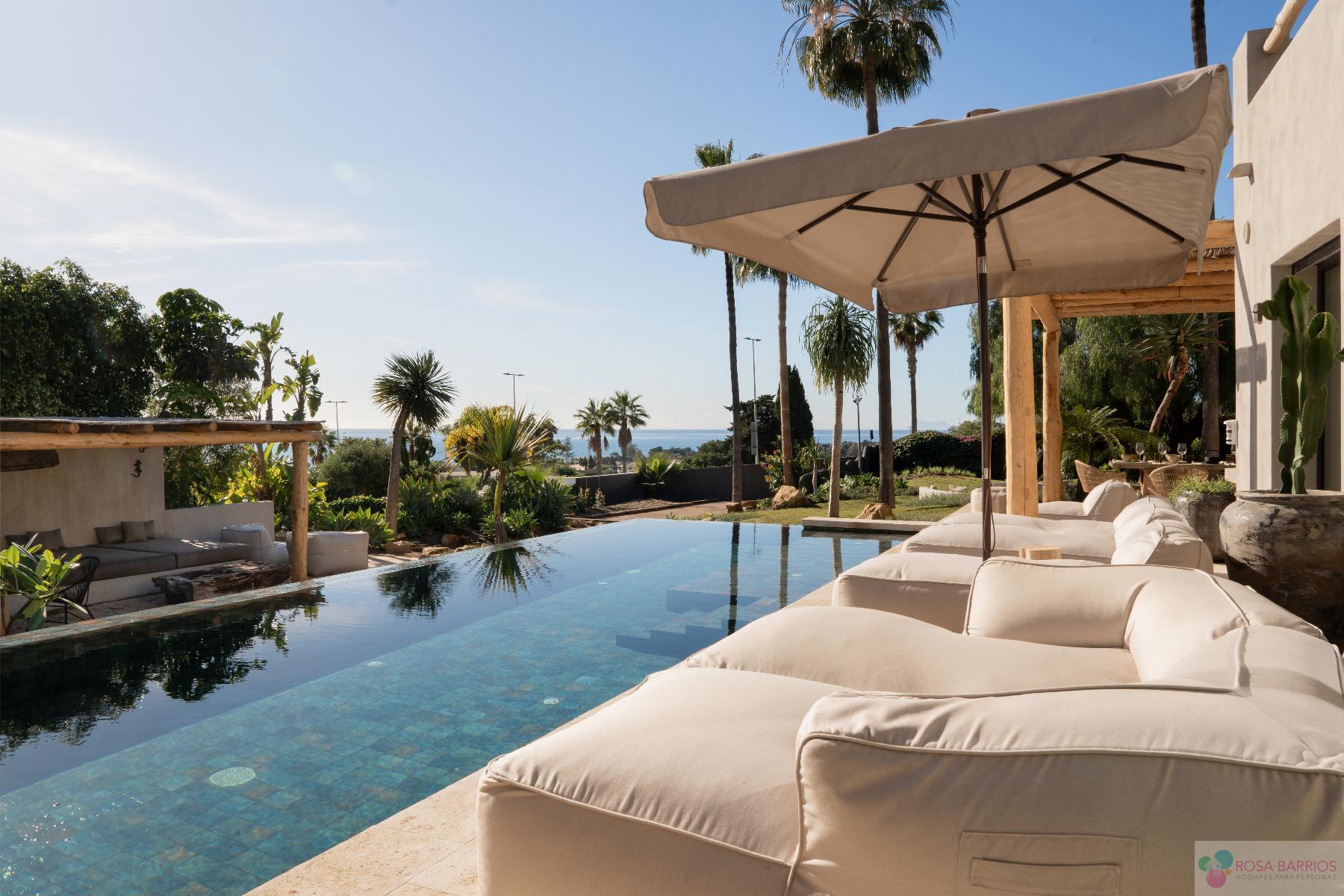 Venta de villa en Estepona