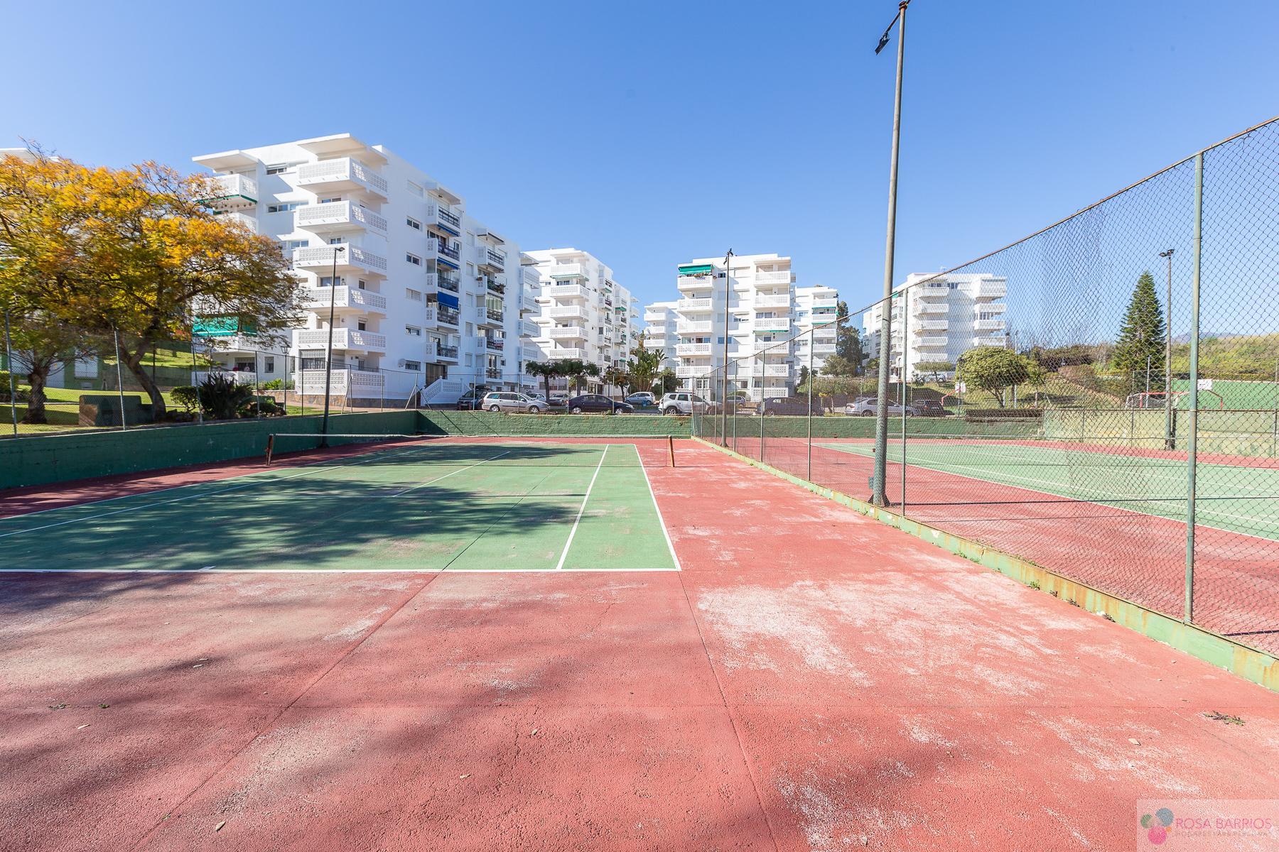 For sale of flat in Estepona