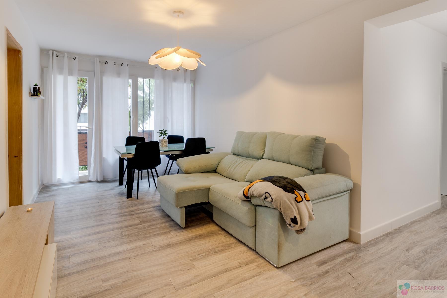 For sale of flat in Estepona