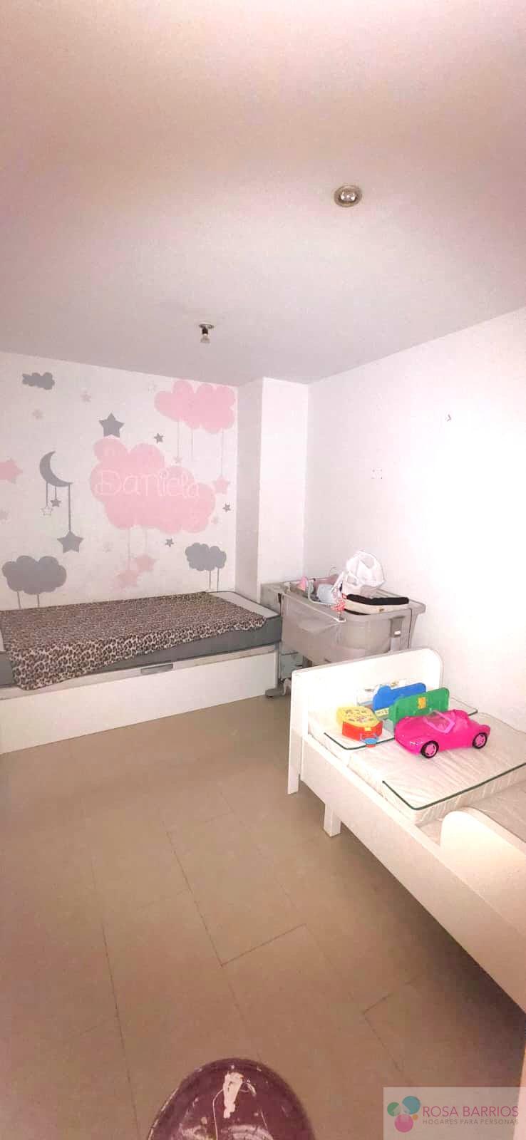 Venta de piso en Estepona