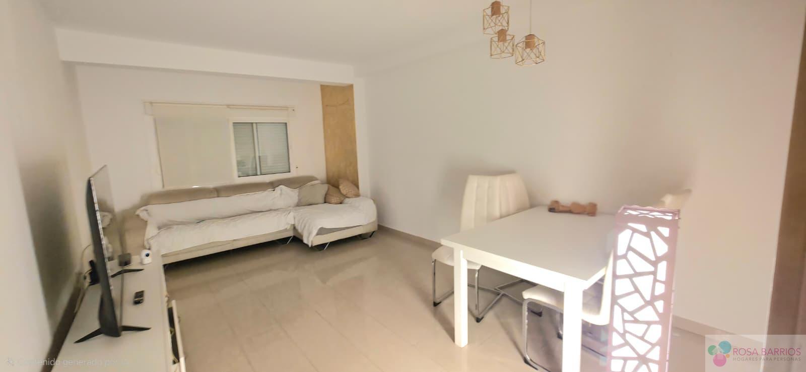 Venta de piso en Estepona