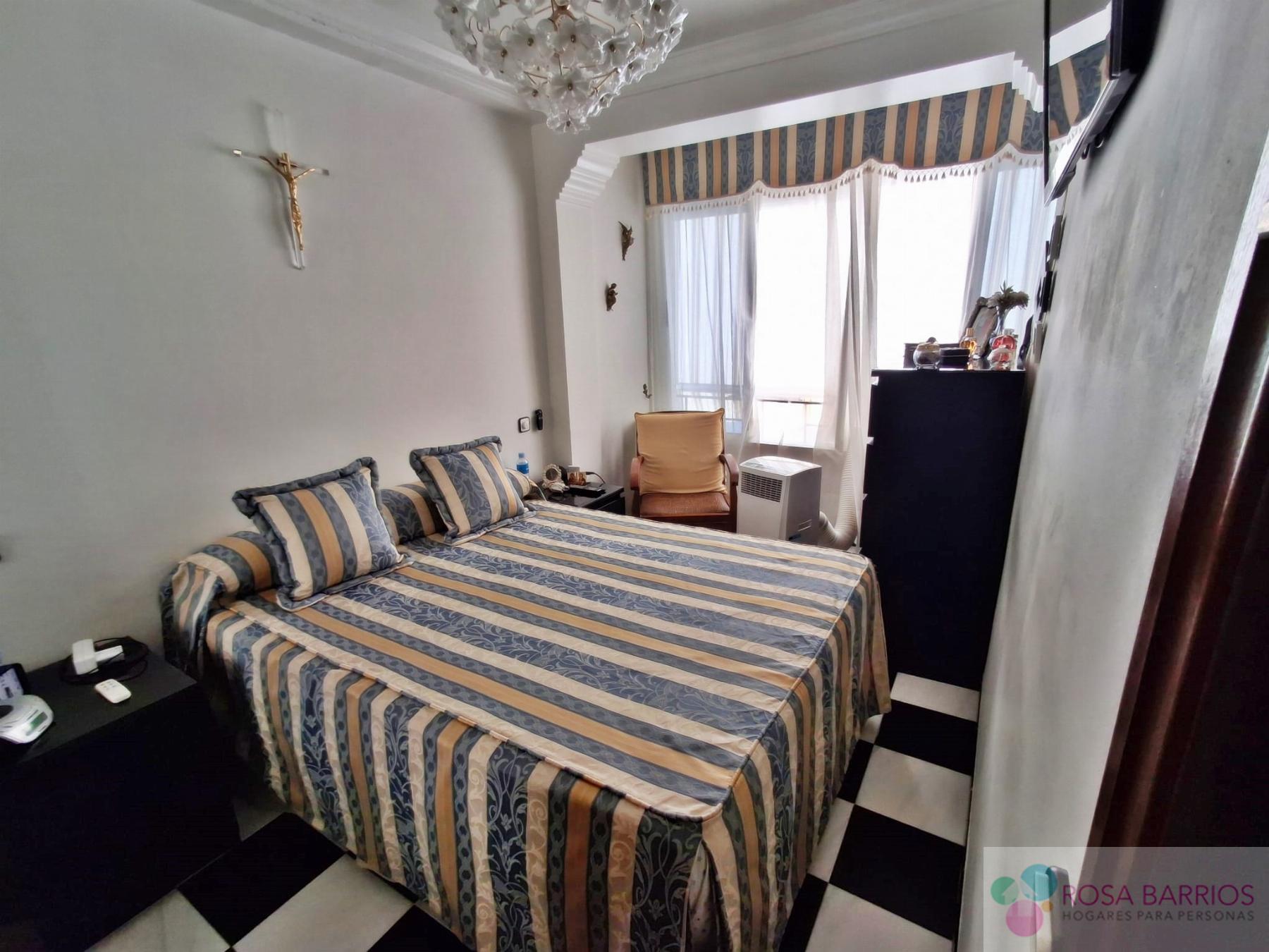 Venta de piso en San Pedro de Alcántara
