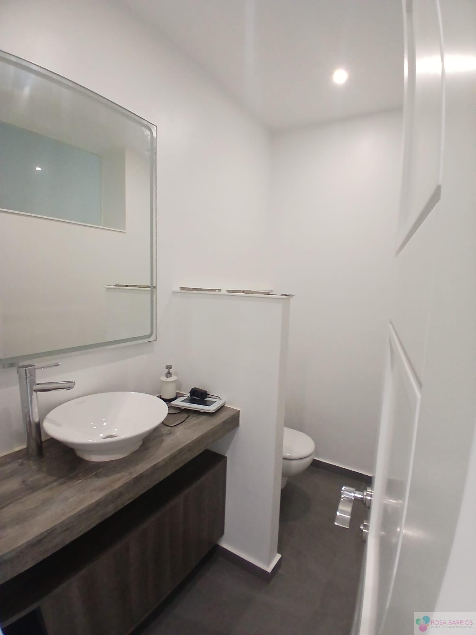 Venta de local en San Pedro de Alcántara