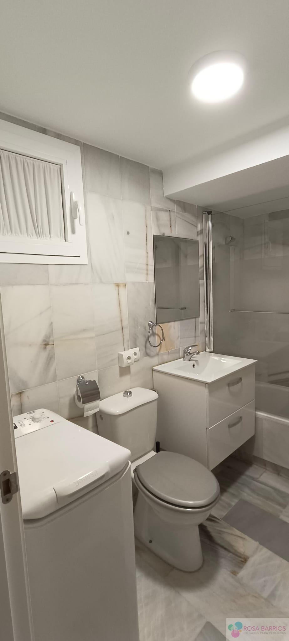 Venta de piso en Estepona