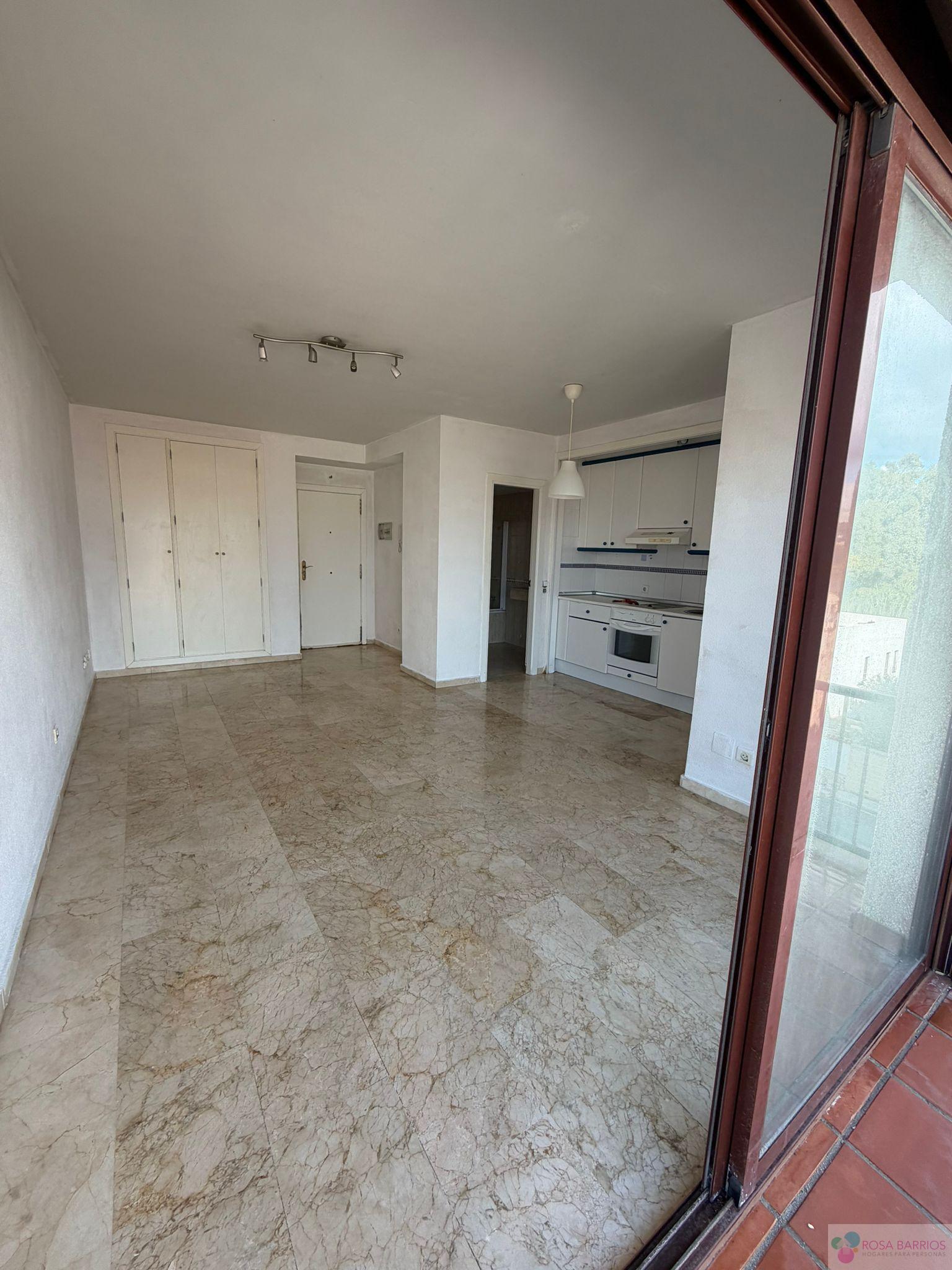 Venta de estudio en San Luis de Sabinillas
