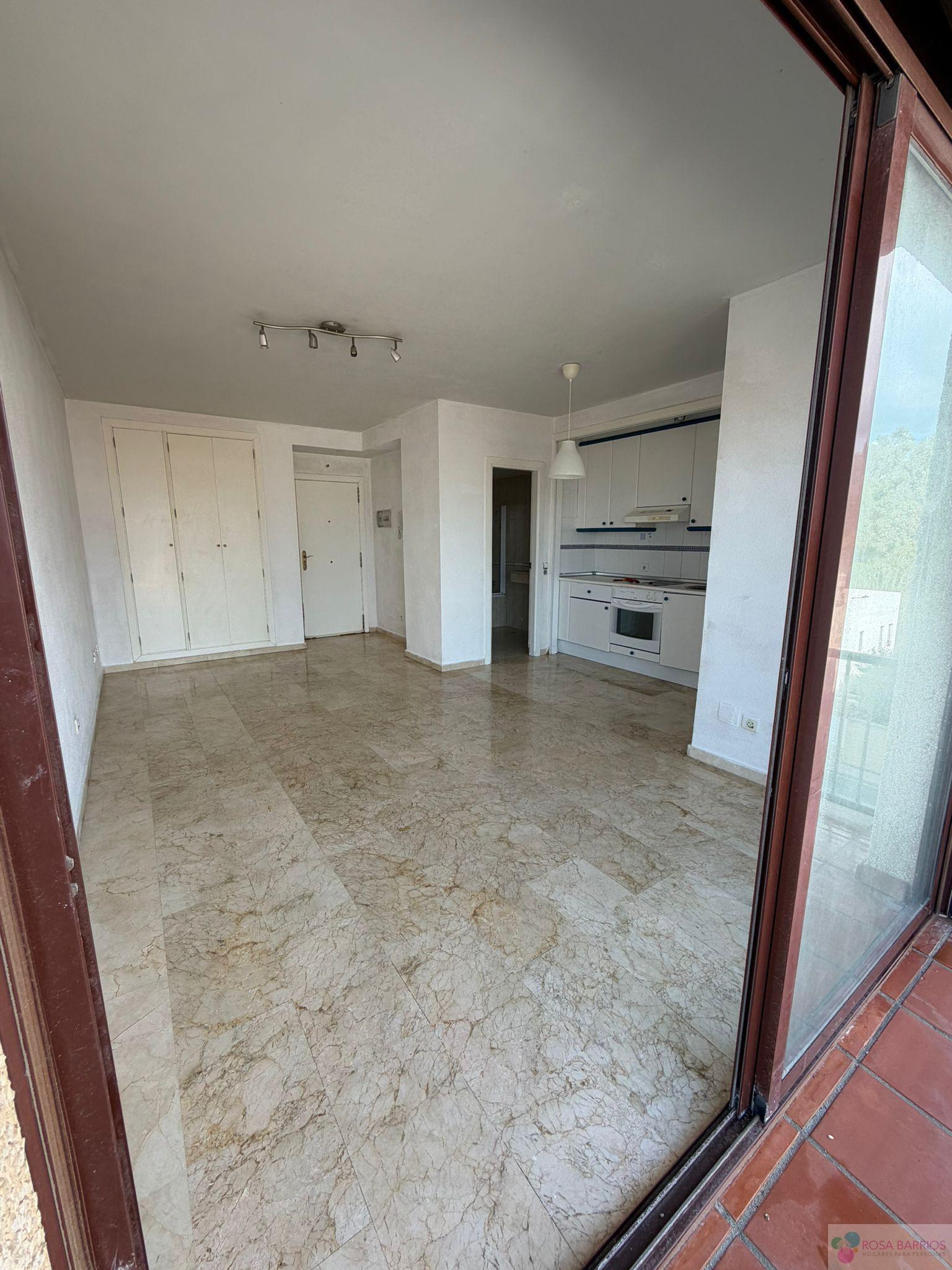 Venta de estudio en San Luis de Sabinillas