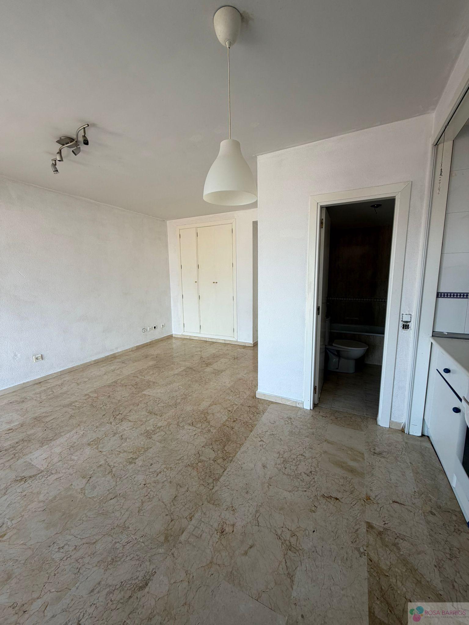 Venta de estudio en San Luis de Sabinillas