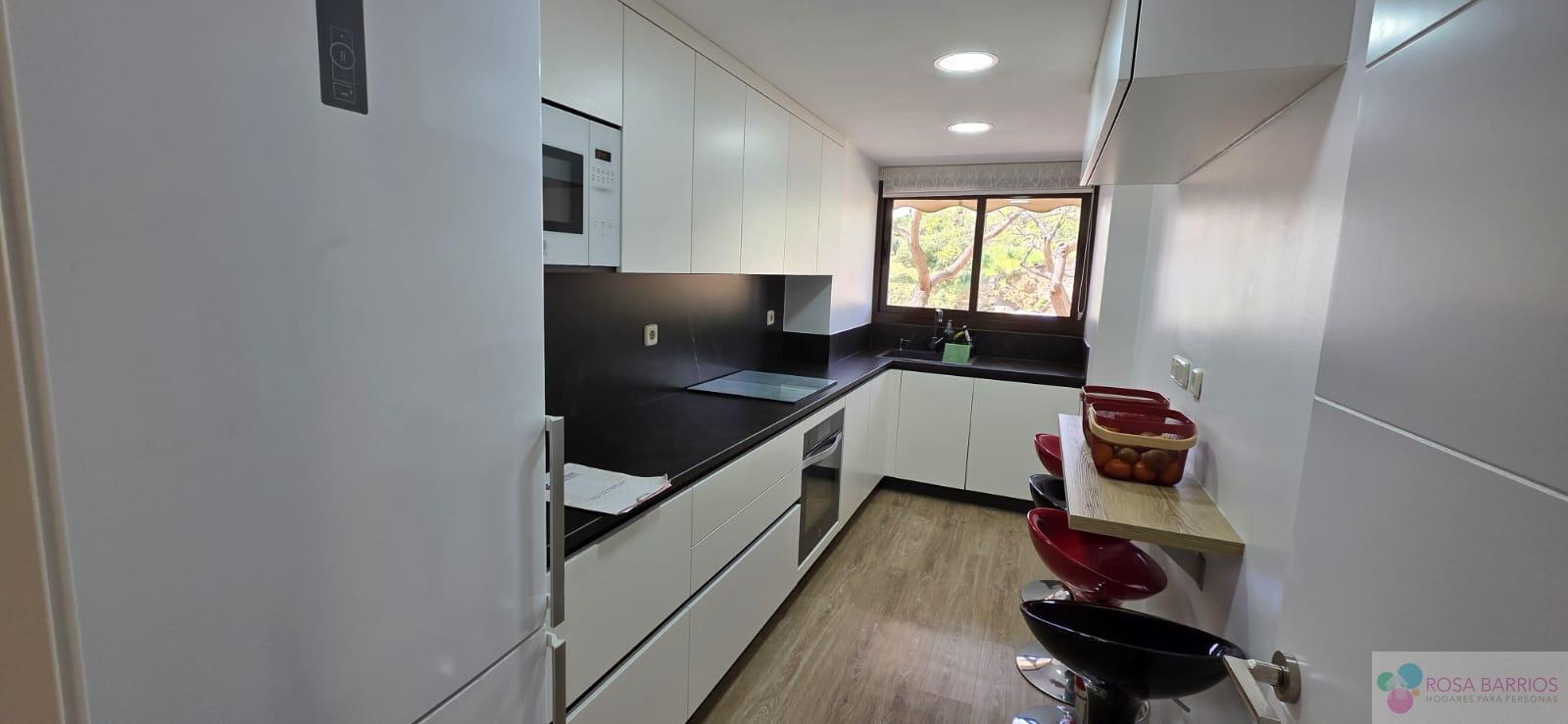 Venta de piso en Estepona