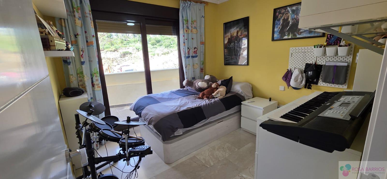 Venta de piso en Estepona