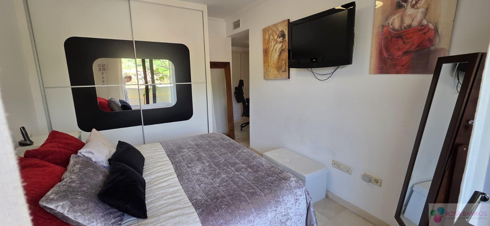 Venta de piso en Estepona