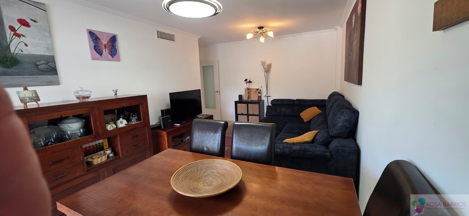 Venta de piso en Estepona